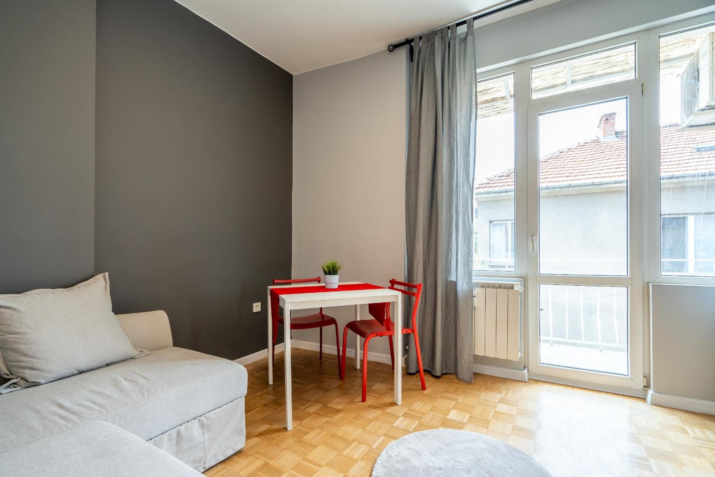 Downtown apartment EYMI