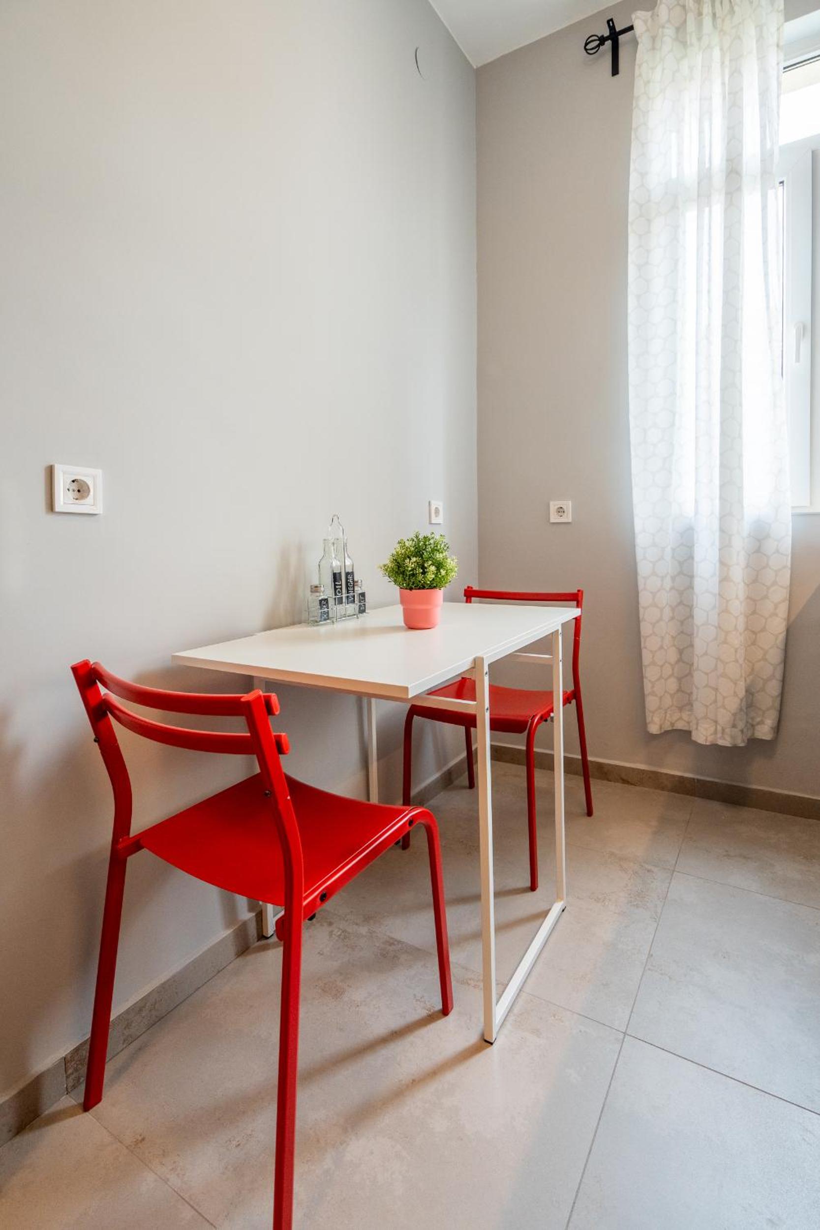 Downtown apartment EYMI
