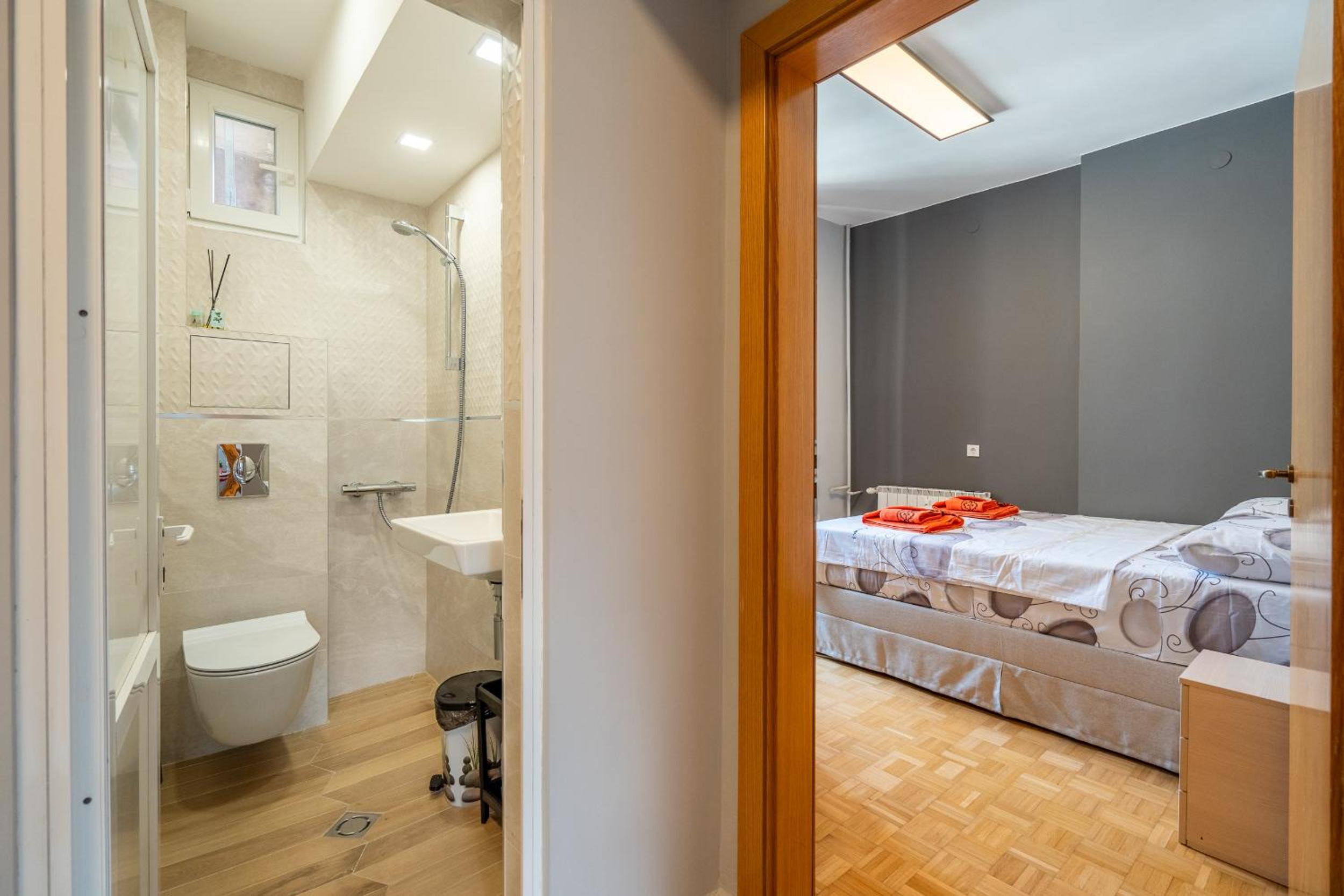 Downtown apartment EYMI