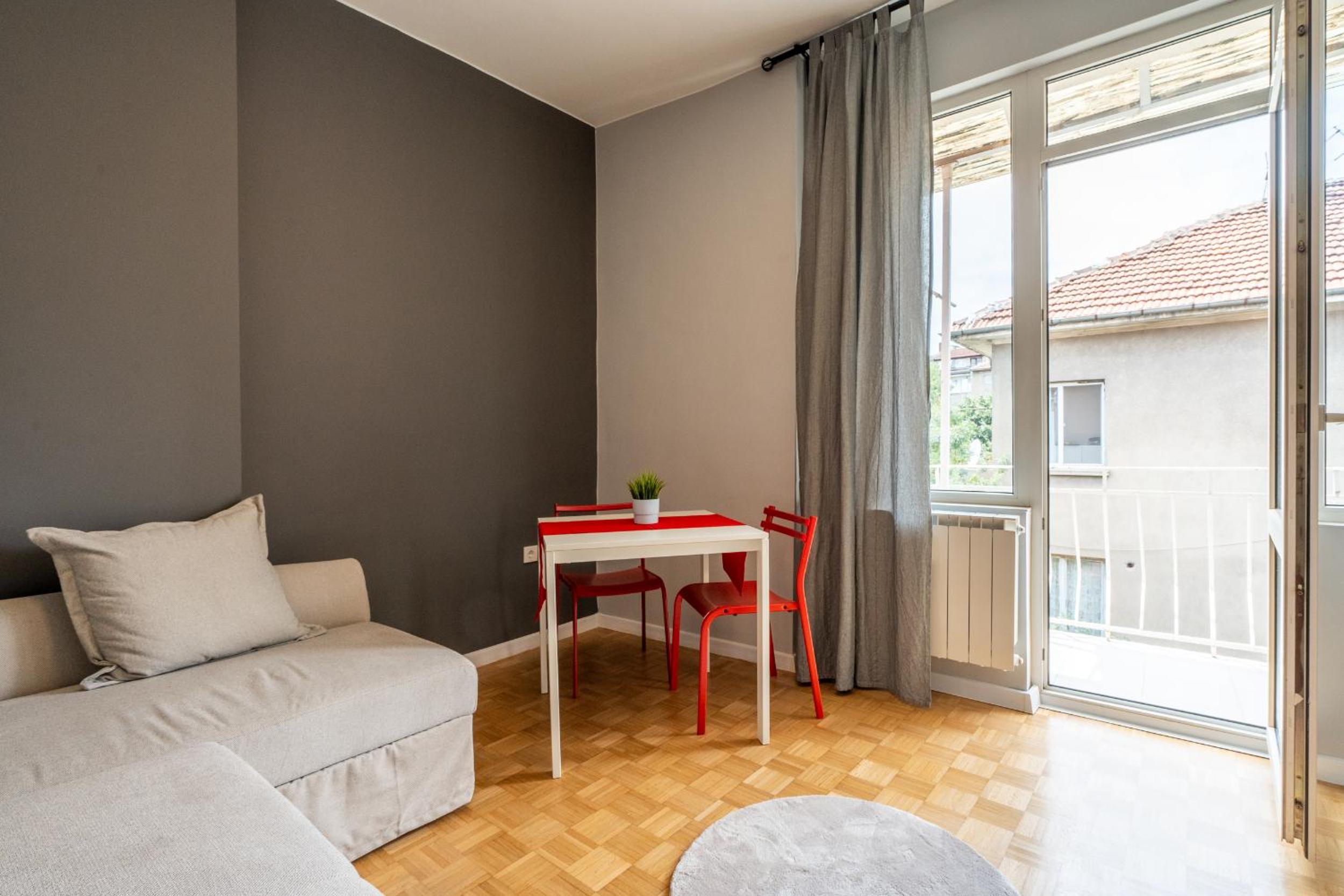 Downtown apartment EYMI