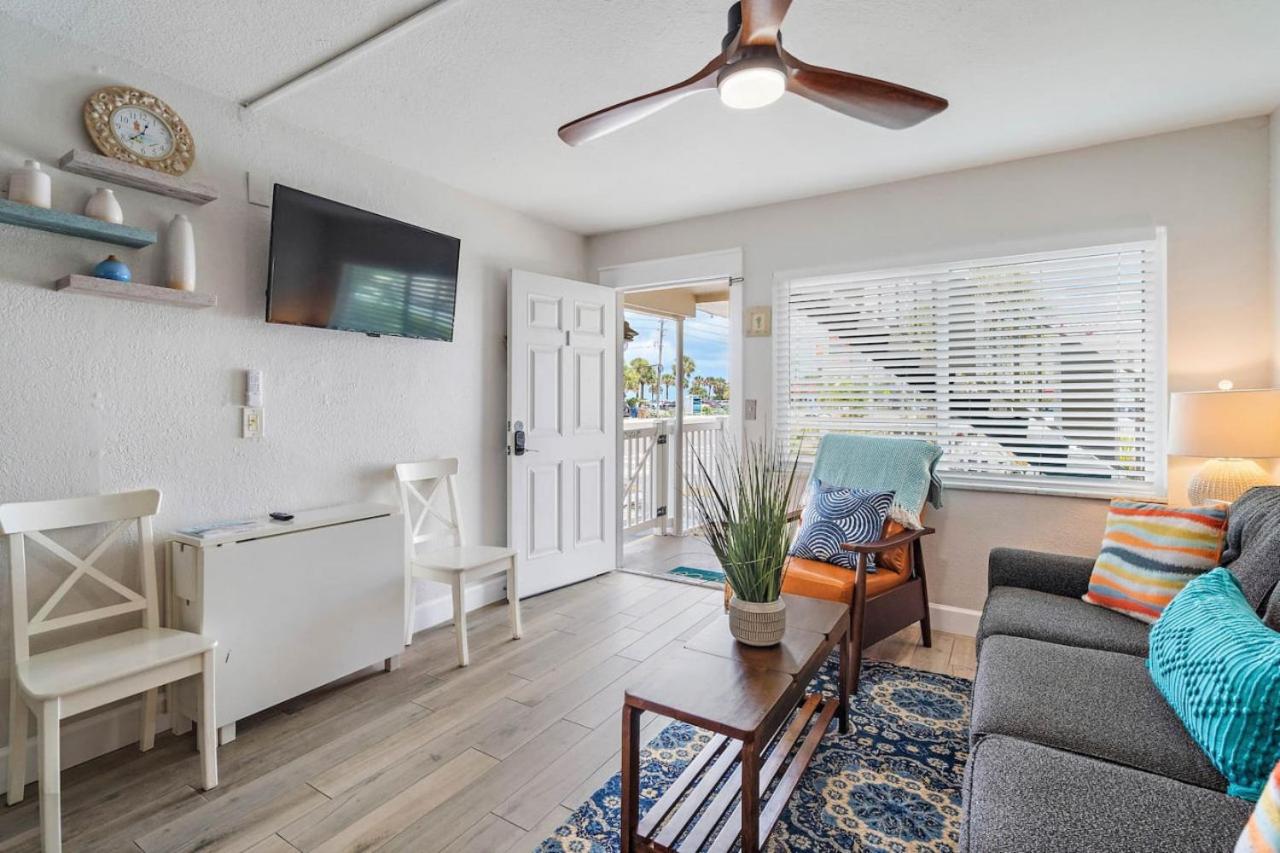 Ground Floor Tropic Breeze 1 view 2