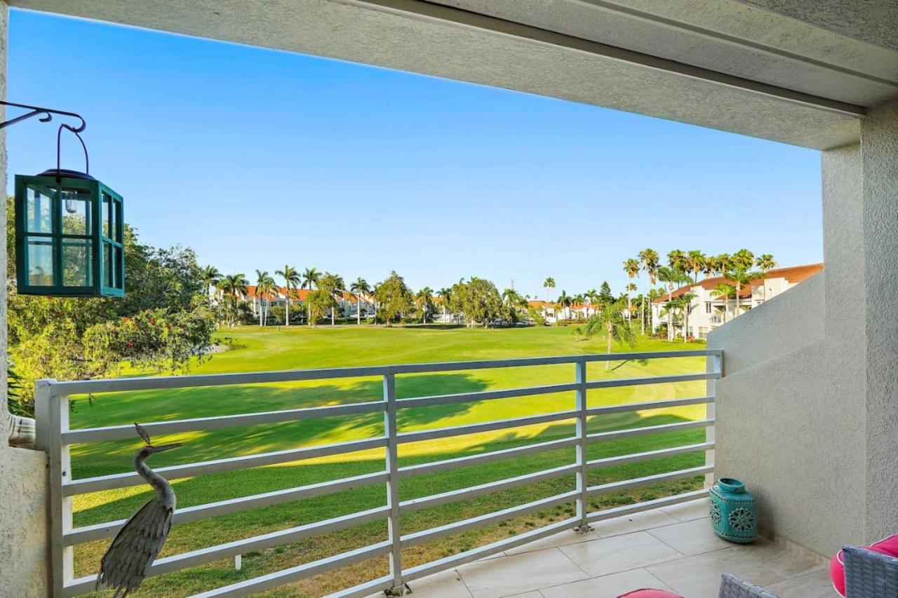 New Beautiful 2nd Floor Vista Verde West view 5