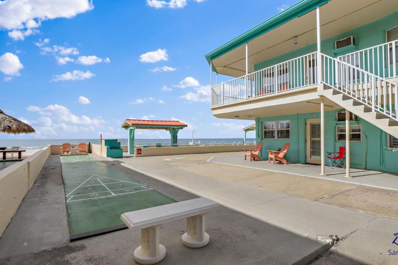 Sea Rocket 22 Gulf Front Bliss in North view 4