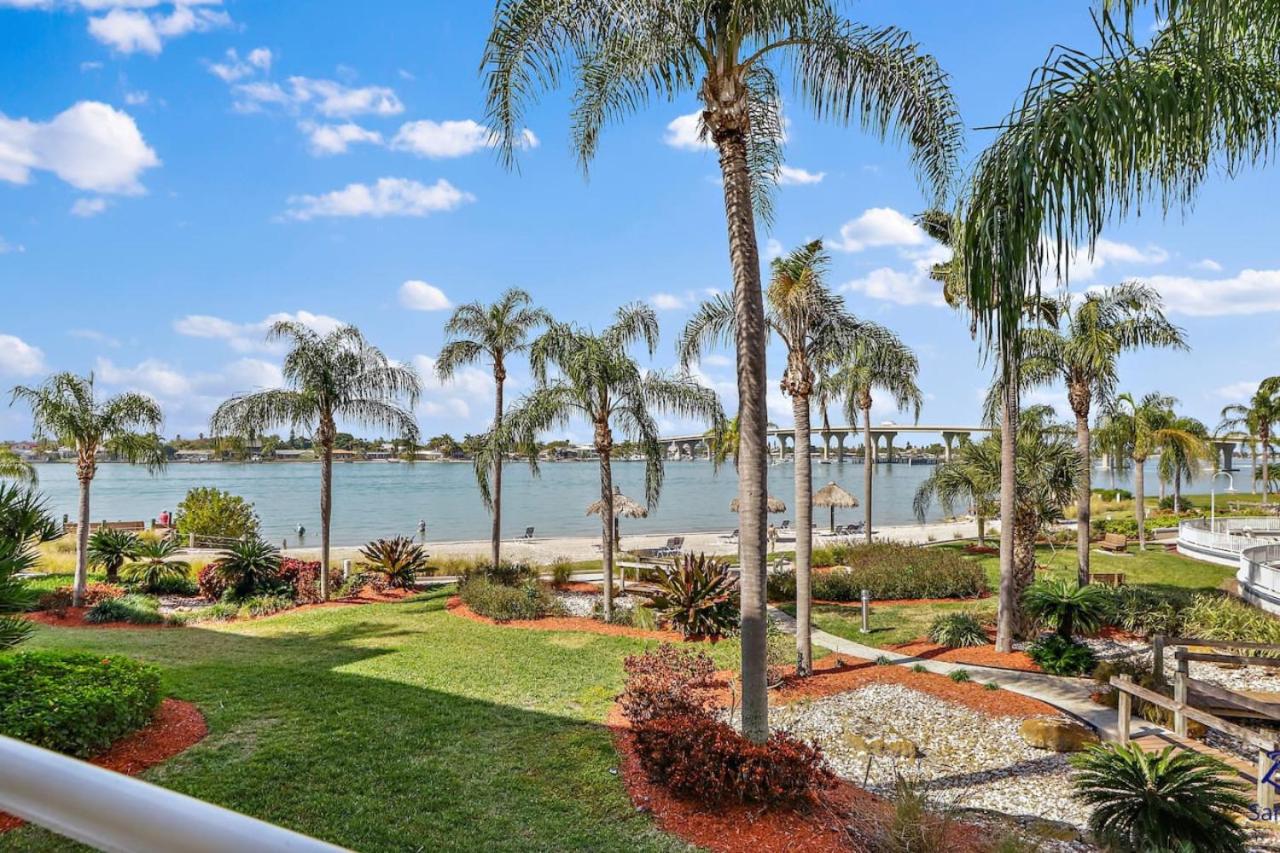 Isla Del Sol Bahia Vista 2nd Floor Corner Unit view 5