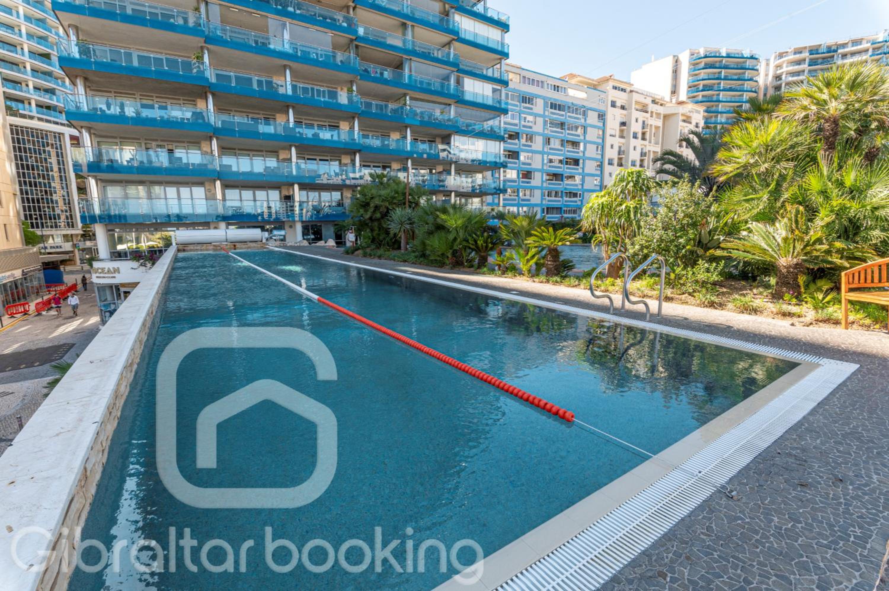 Tropical Paradise at Luxurious Ocean Village