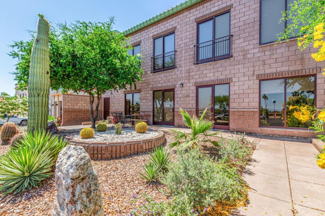 New Fountain Hills Suite On The Avenue 2Bed 2Bath view 3