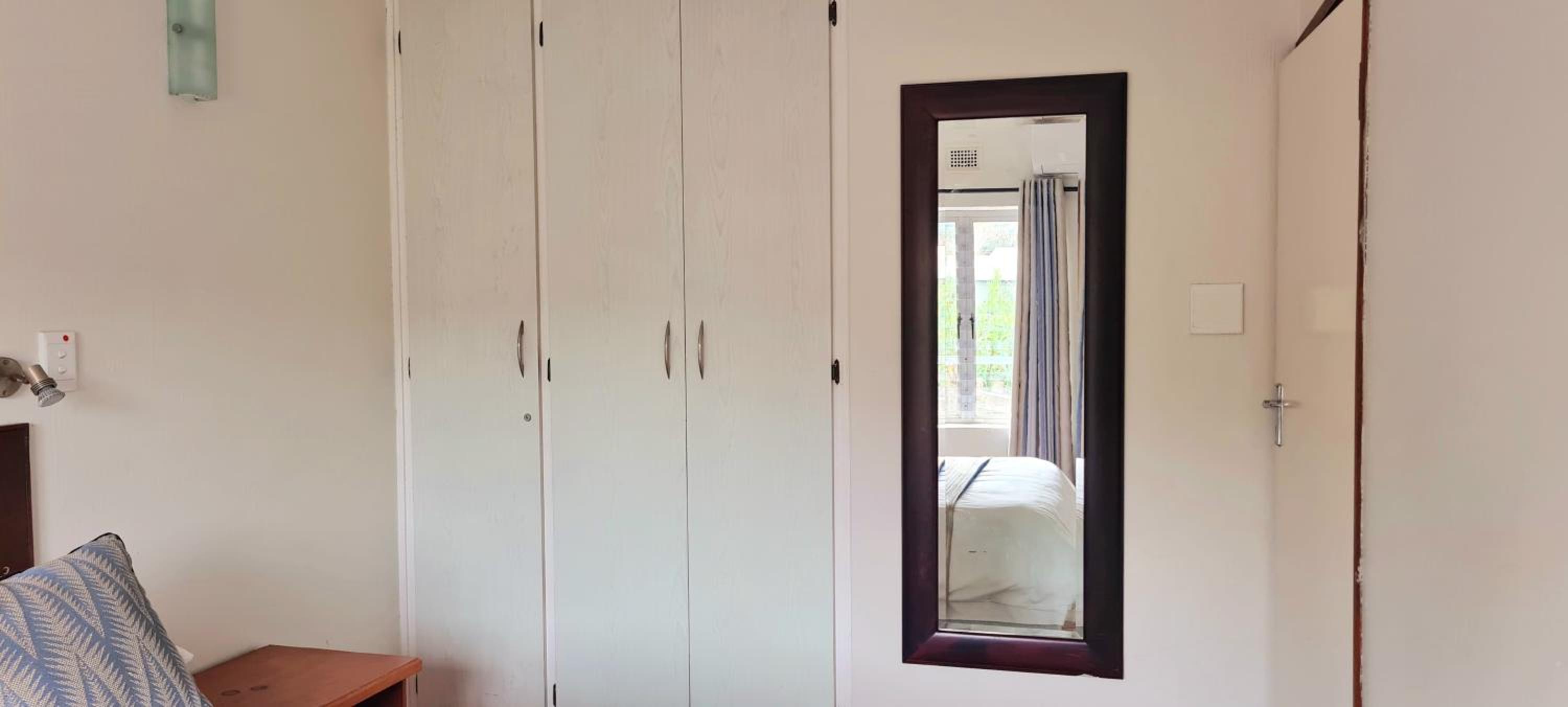 Chaka's Rock Beach Chalet 23 view 5