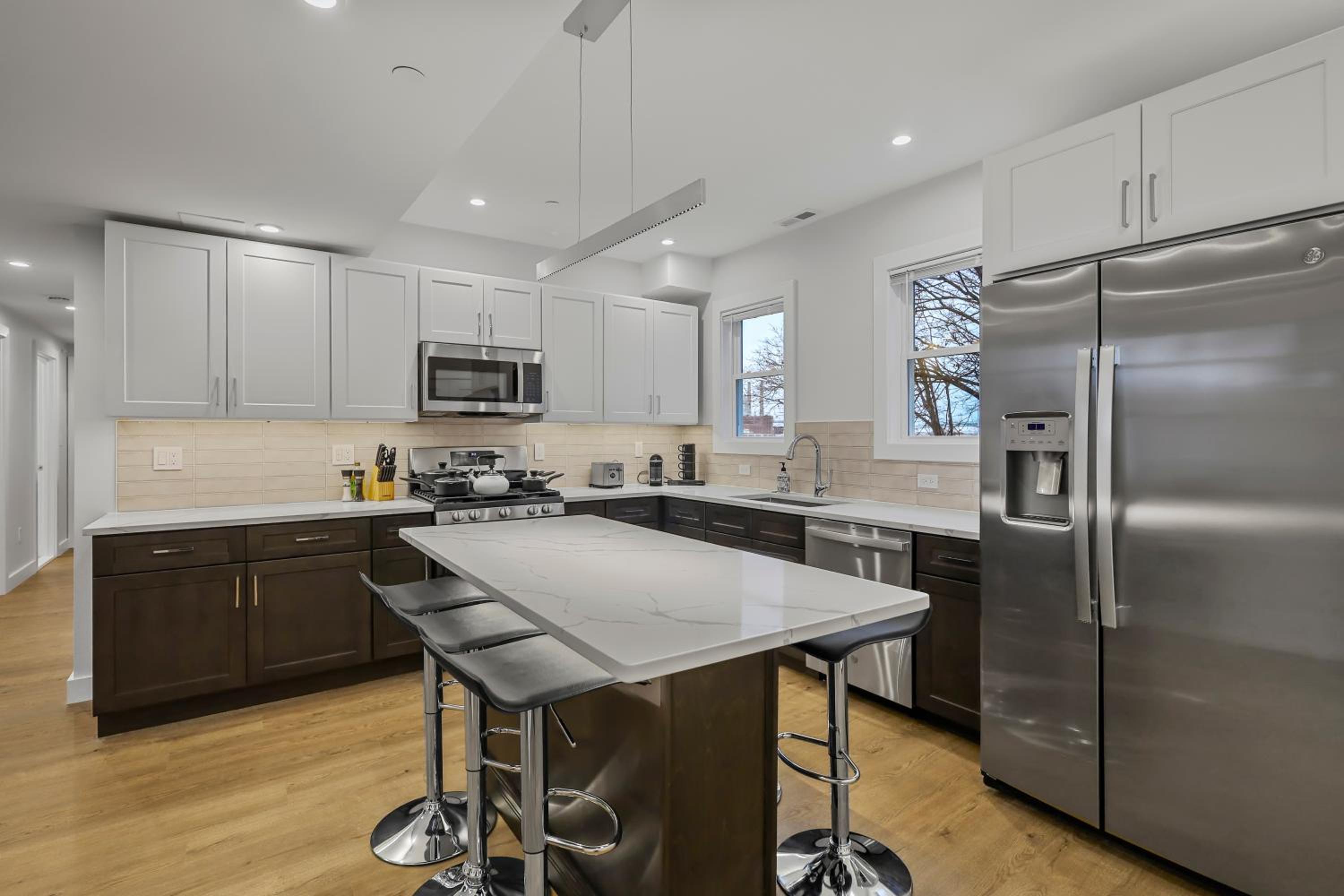 Boston Vacations - 3 BR with parking near Downtown Boston - Property Image 5