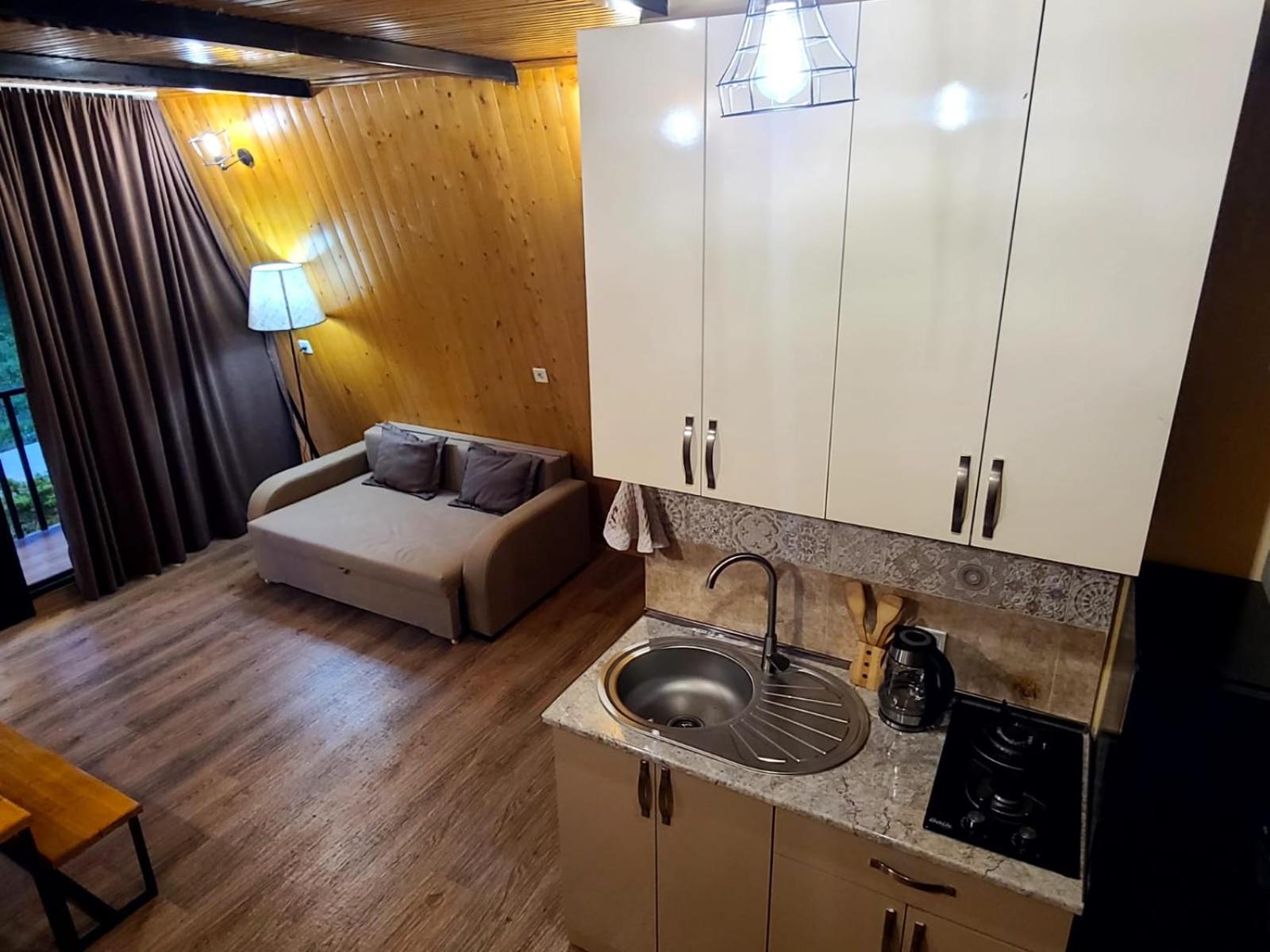 Diamond Cottages