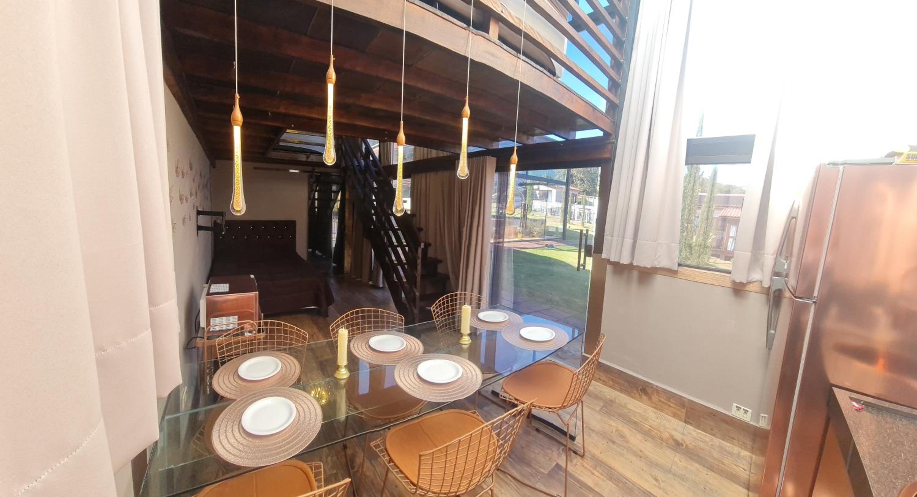 LOFT DE VIDRO ao lado do ANIMÁLIA PARK COTIA