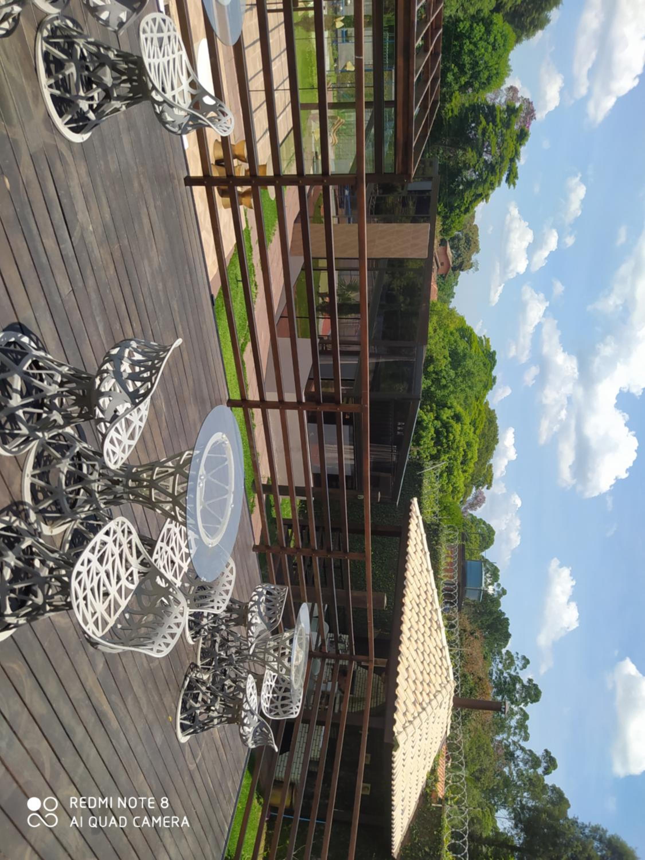 LOFT DE VIDRO ao lado do ANIMÁLIA PARK COTIA