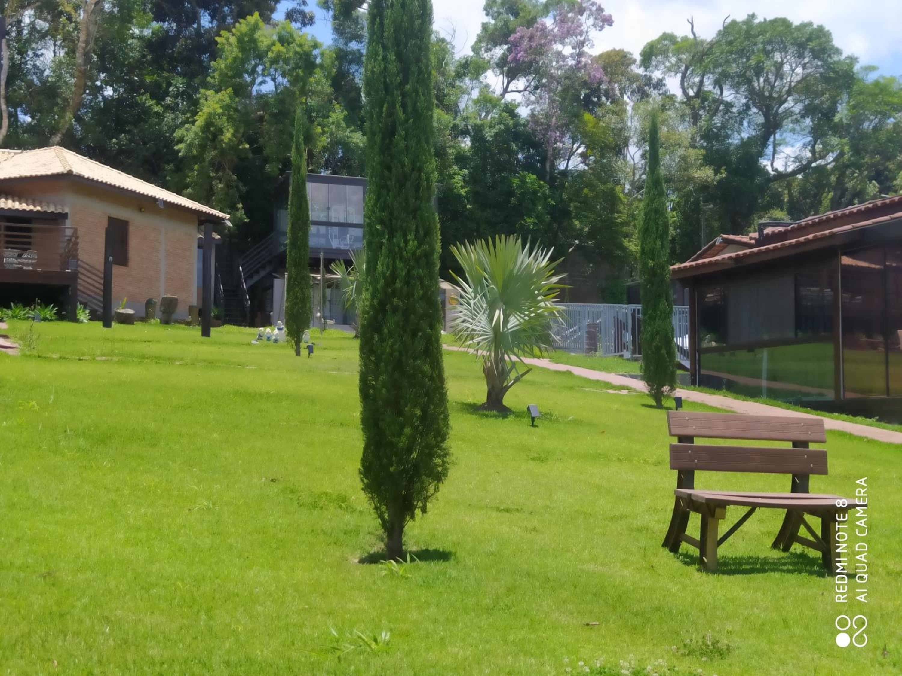LOFT DE VIDRO ao lado do ANIMÁLIA PARK COTIA