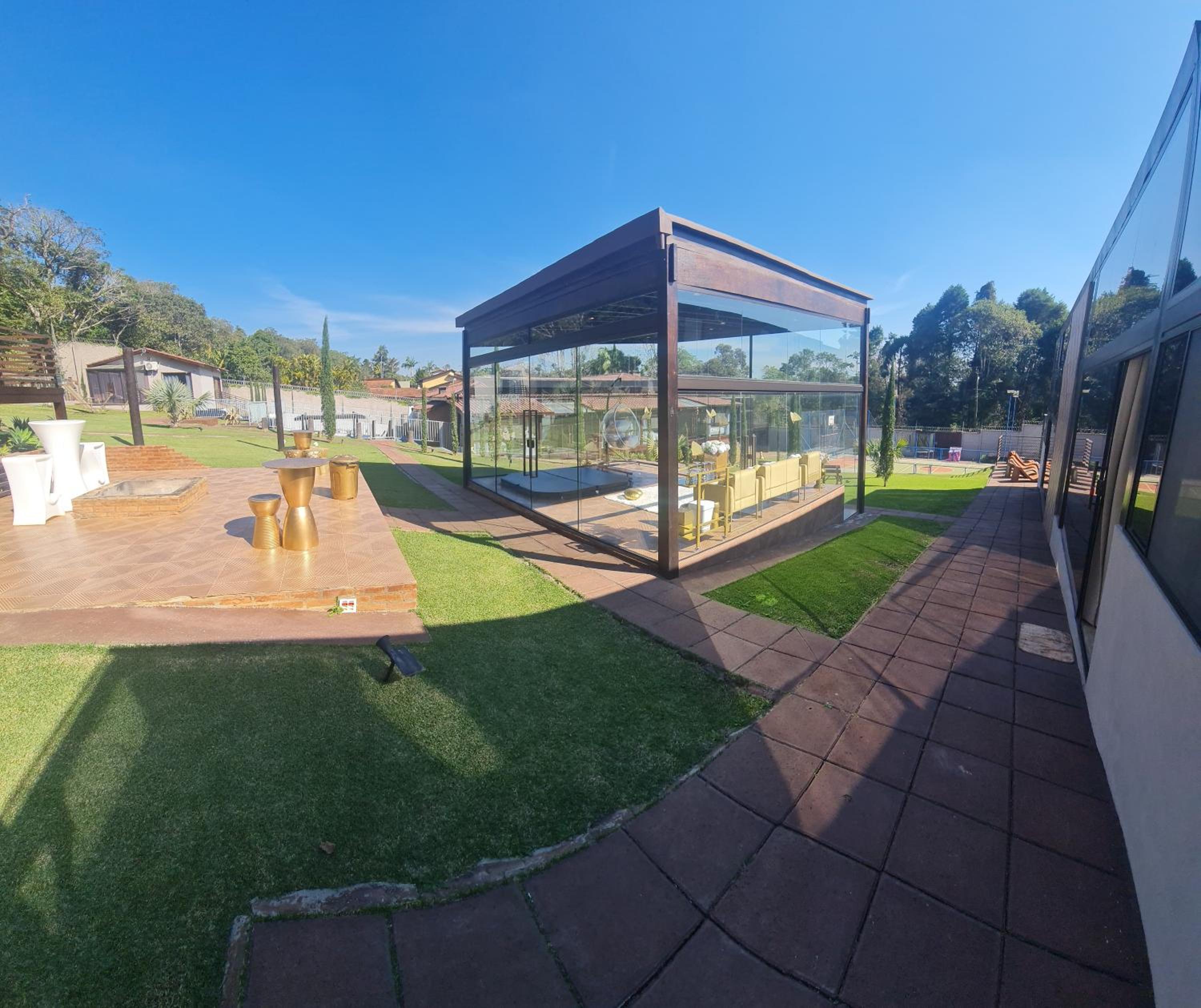 LOFT DE VIDRO ao lado do ANIMÁLIA PARK COTIA
