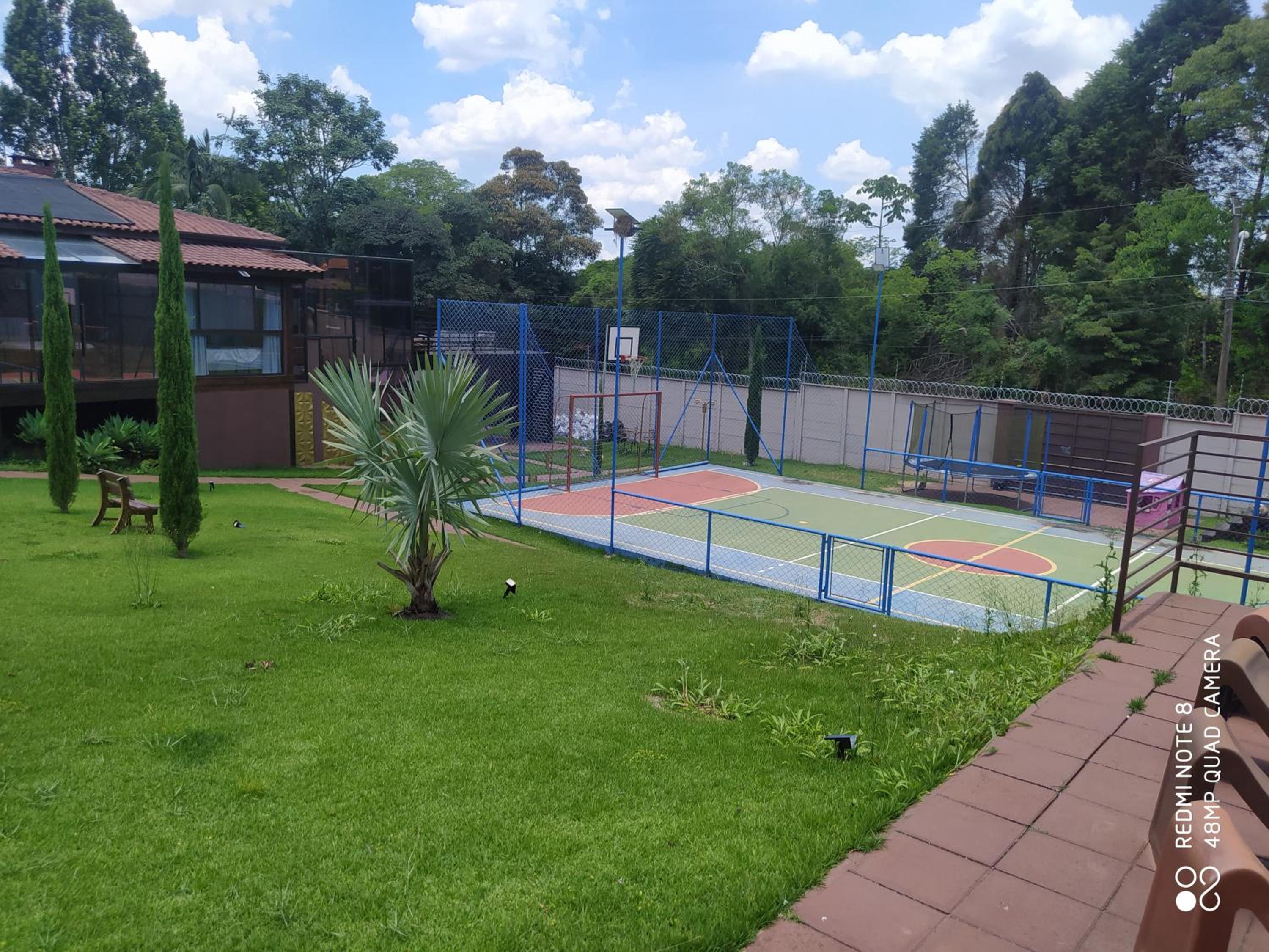 LOFT DE VIDRO ao lado do ANIMÁLIA PARK COTIA