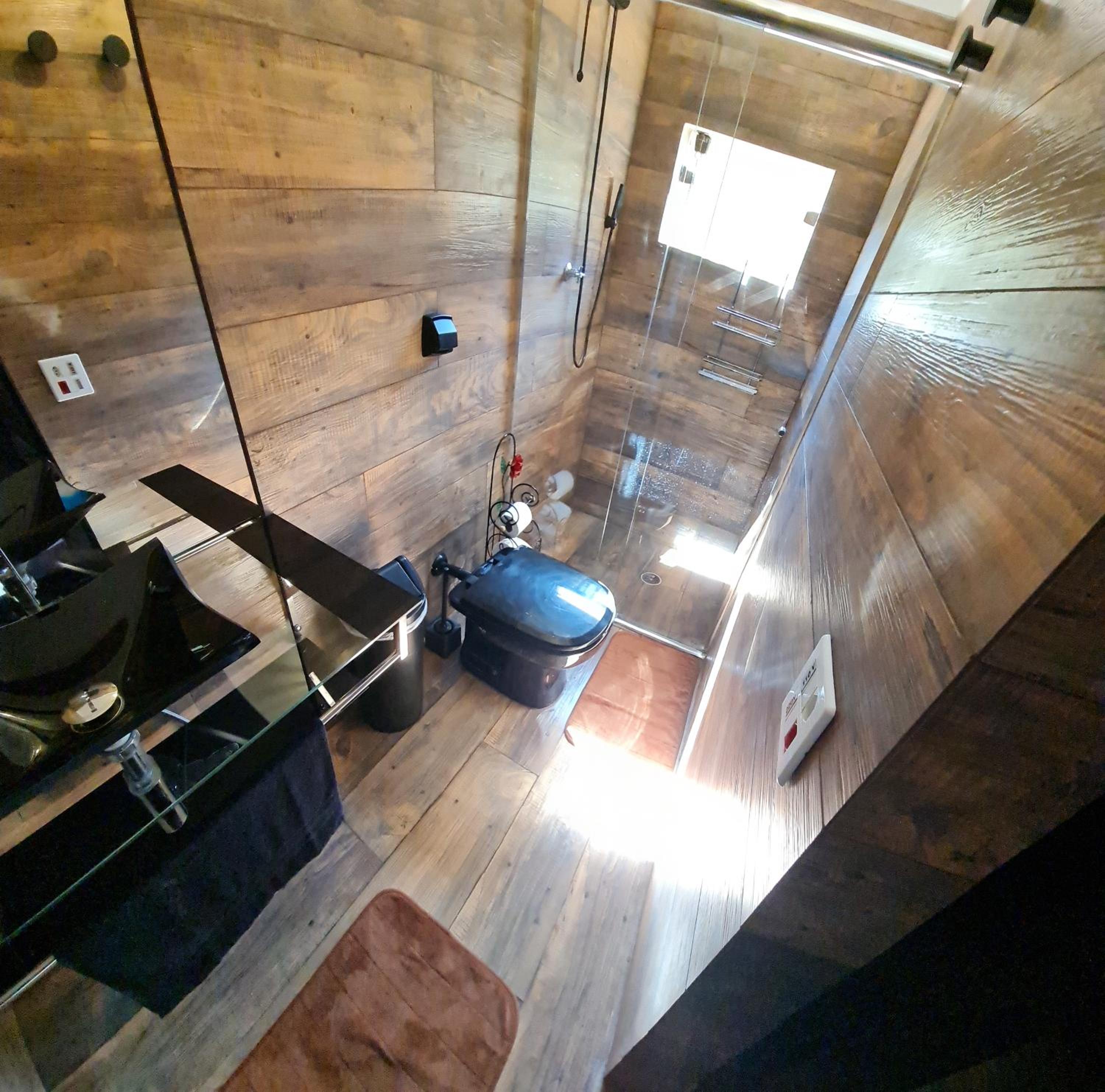 LOFT DE VIDRO ao lado do ANIMÁLIA PARK COTIA