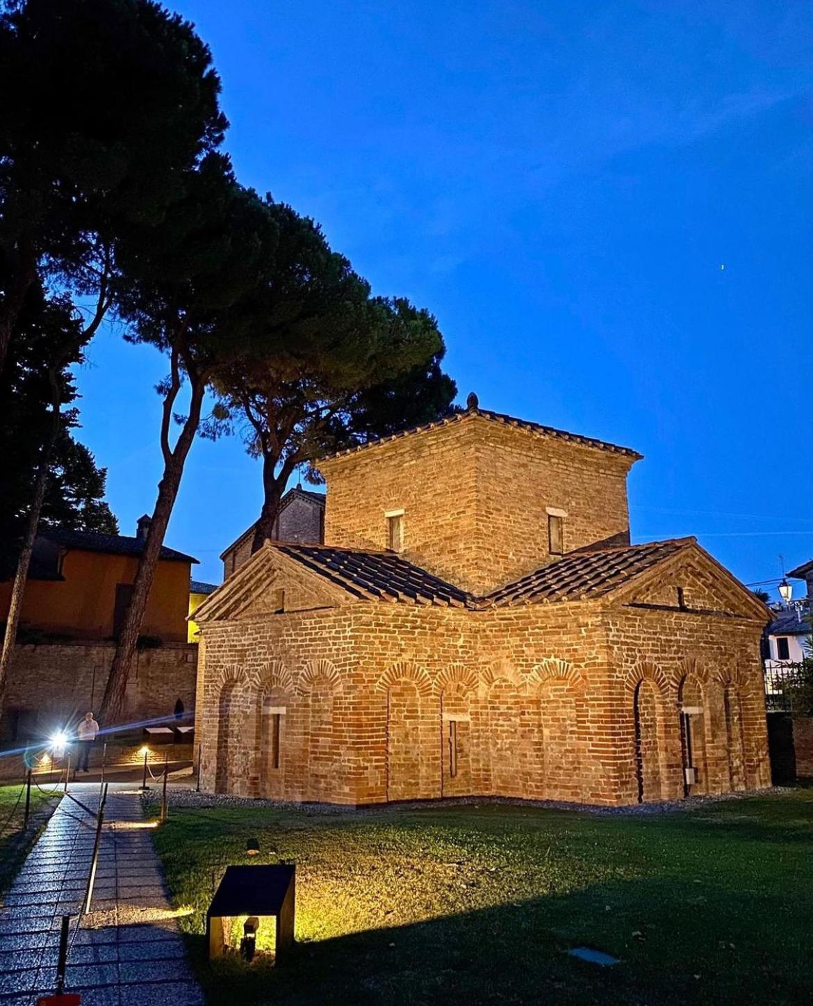 La Casa di Piazza Baracca con posto auto view 4