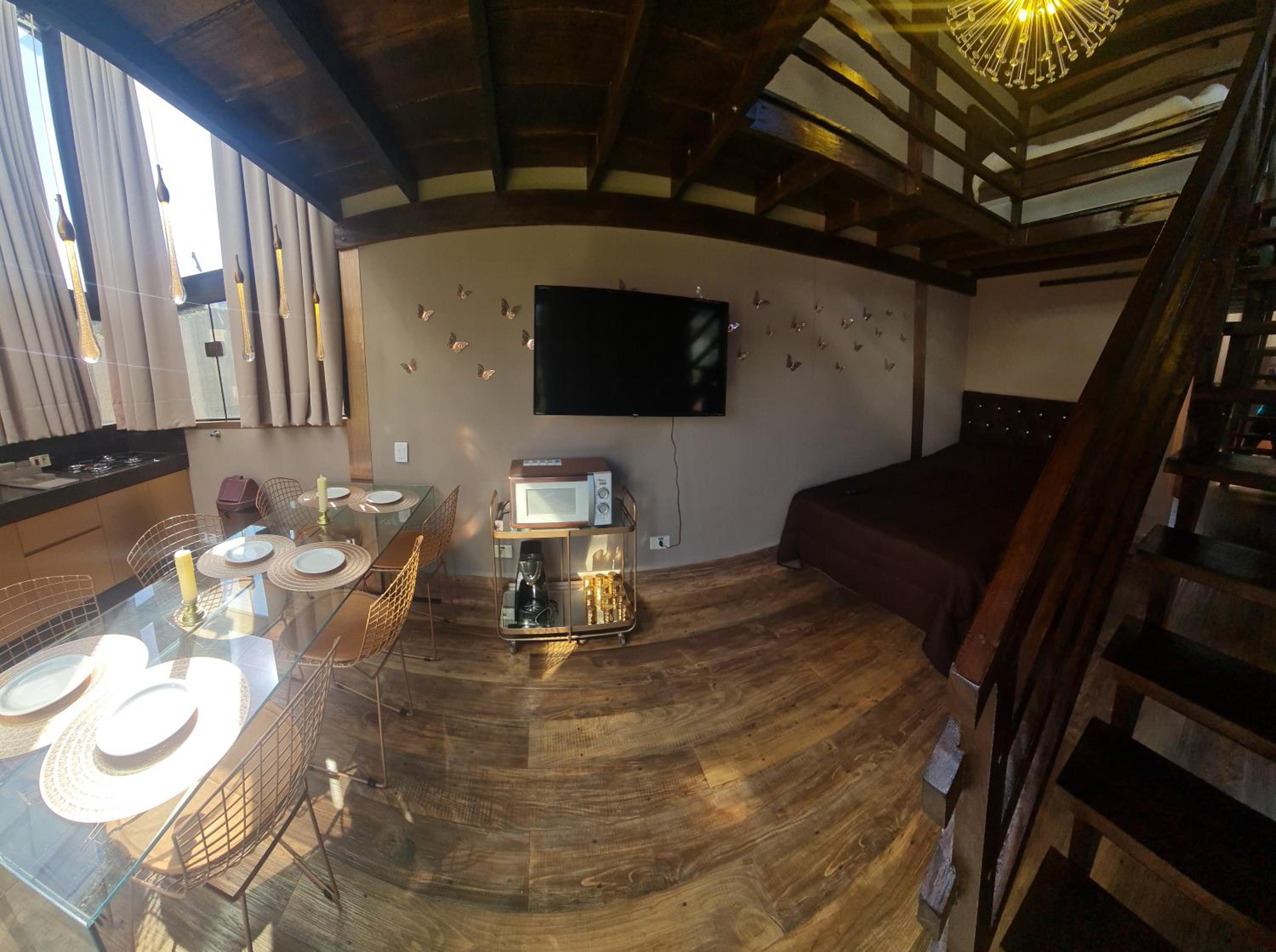 LOFT DE VIDRO ao lado do ANIMÁLIA PARK COTIA