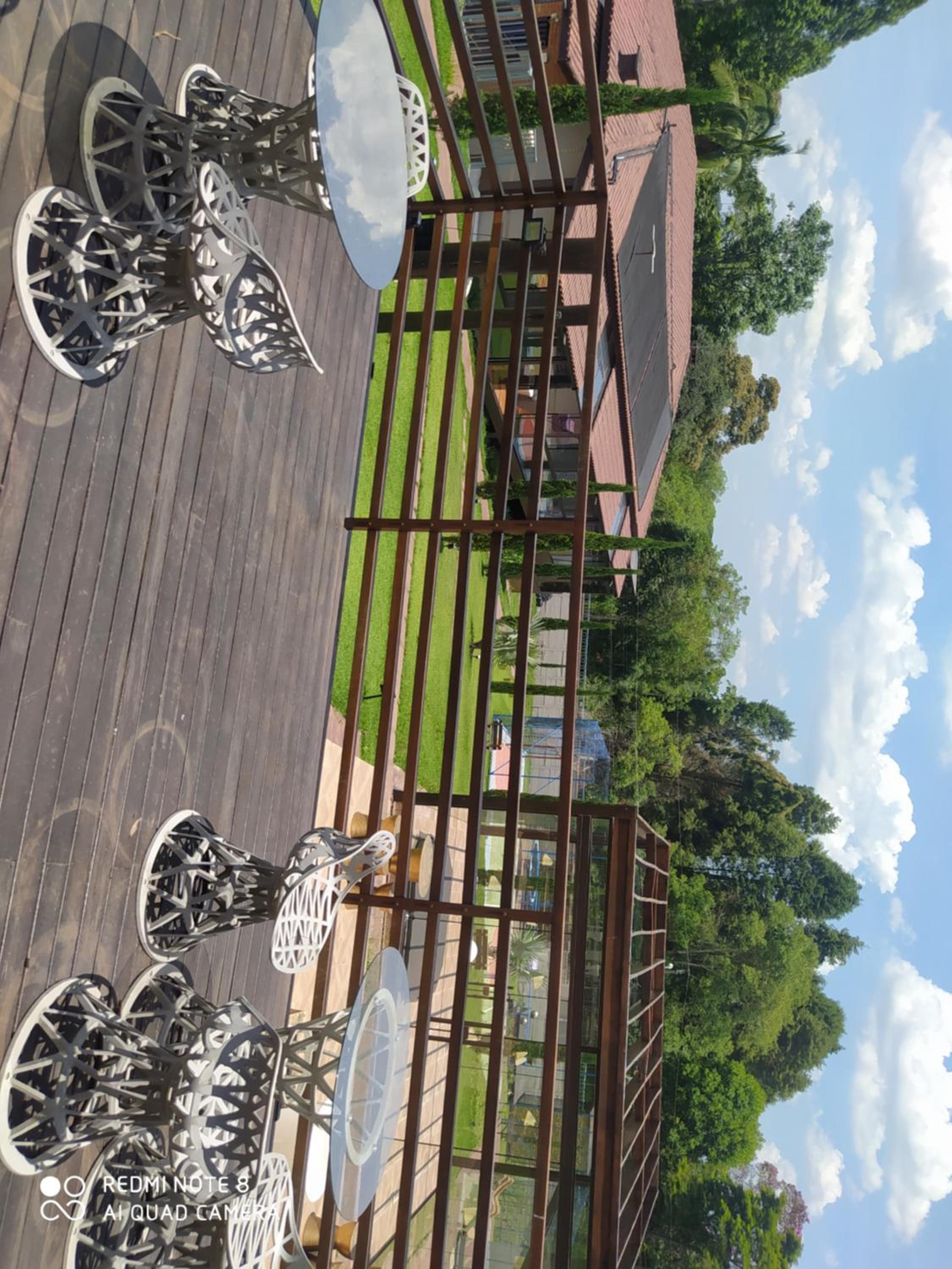 LOFT DE VIDRO ao lado do ANIMÁLIA PARK COTIA