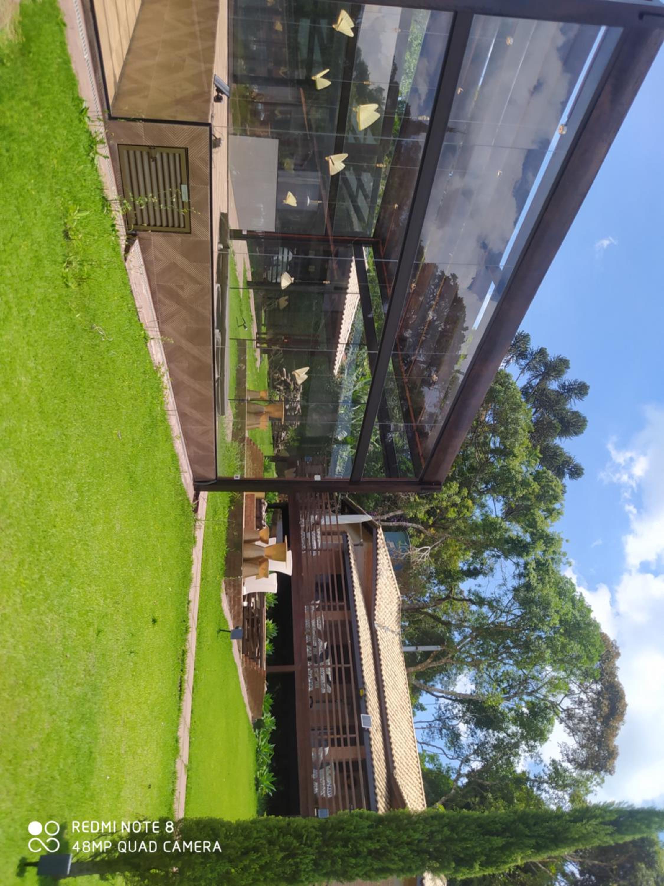 LOFT DE VIDRO ao lado do ANIMÁLIA PARK COTIA