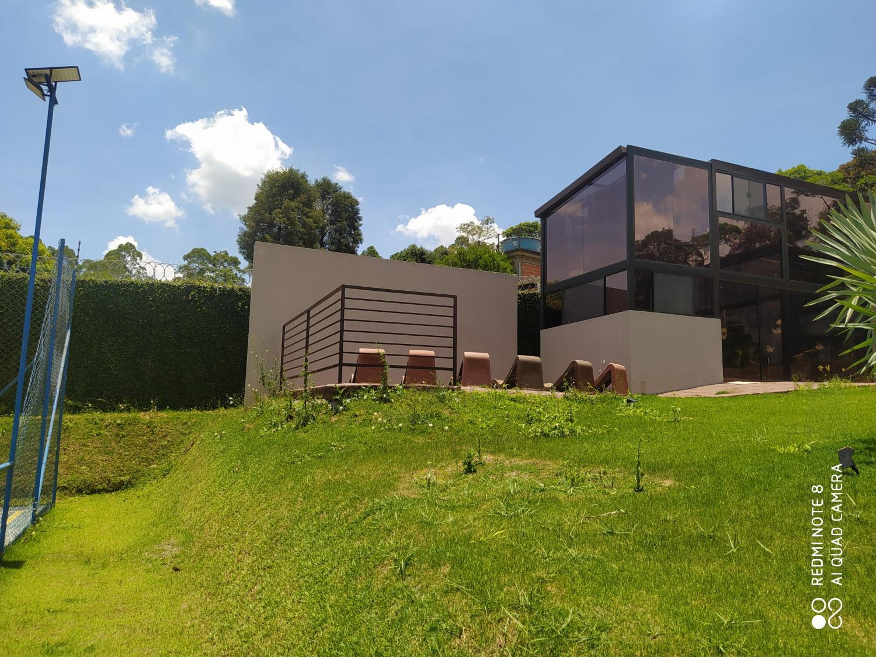 LOFT DE VIDRO ao lado do ANIMÁLIA PARK COTIA