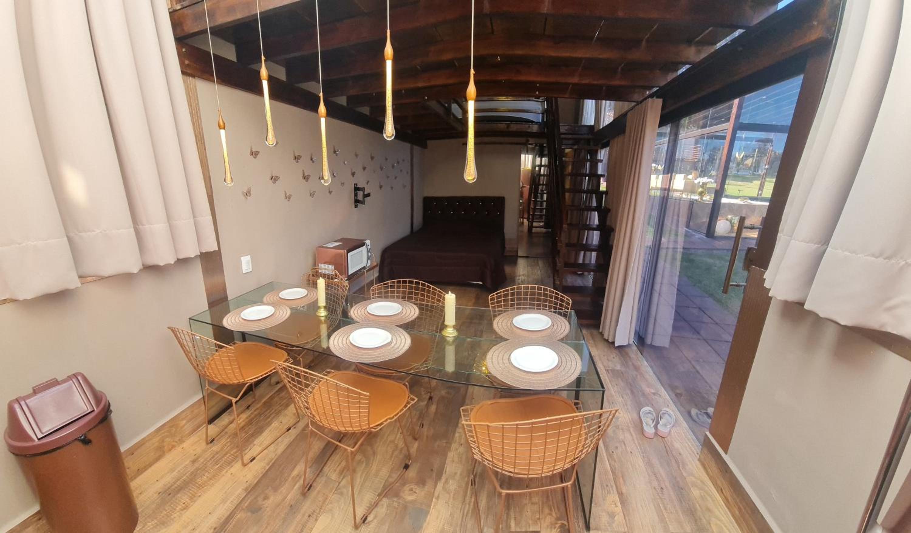 LOFT DE VIDRO ao lado do ANIMÁLIA PARK COTIA