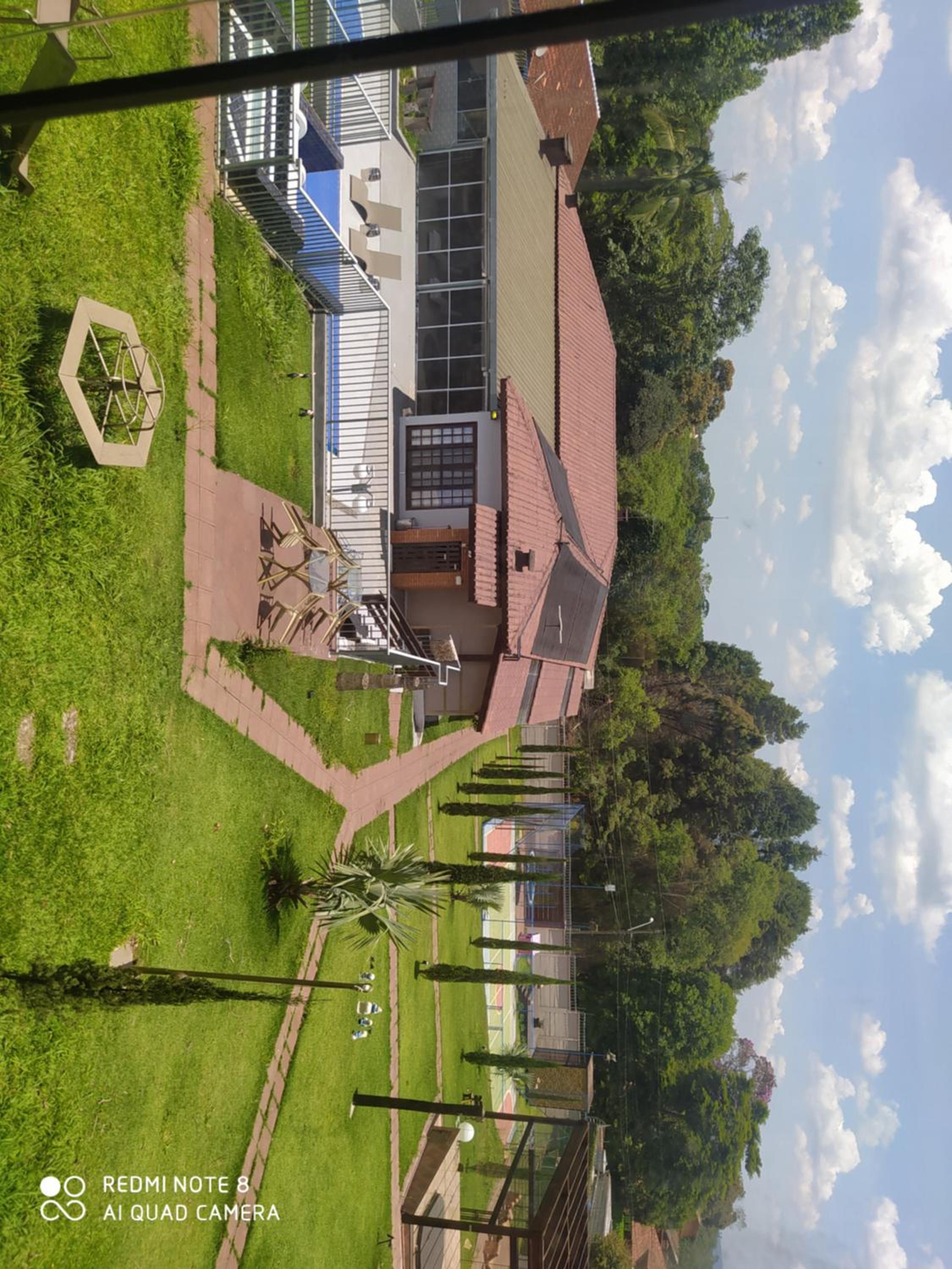 LOFT DE VIDRO ao lado do ANIMÁLIA PARK COTIA