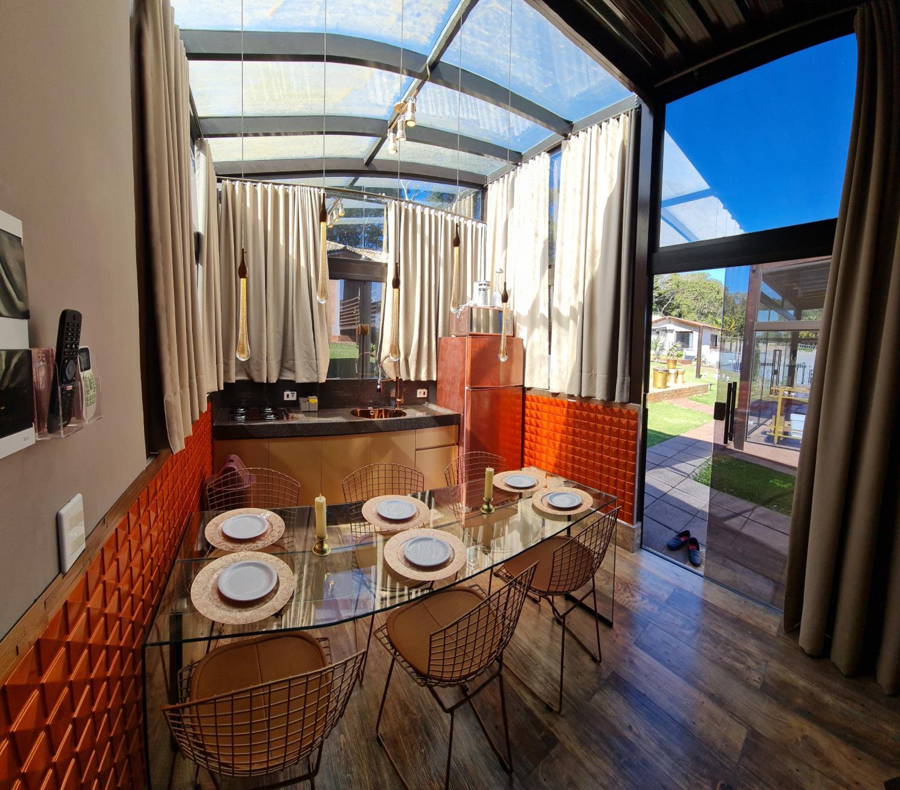 LOFT DE VIDRO ao lado do ANIMÁLIA PARK COTIA