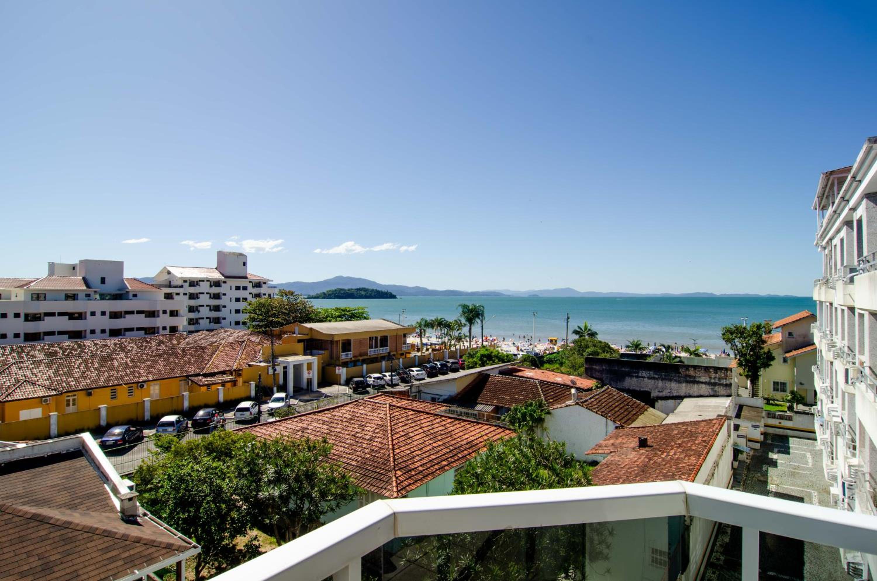 Na quadra da Praia, Vista Mar, Canasvieiras MF1490