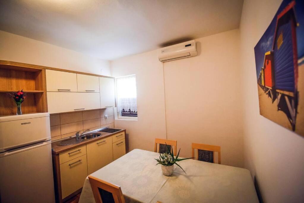 Apartmani Jadranka