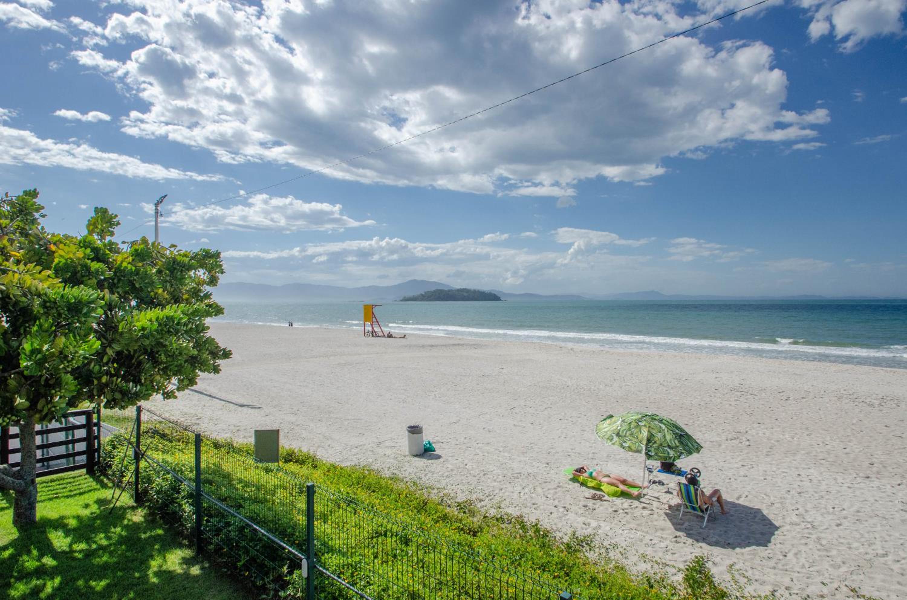 Apartamento frente mar em Canasvieiras N1177