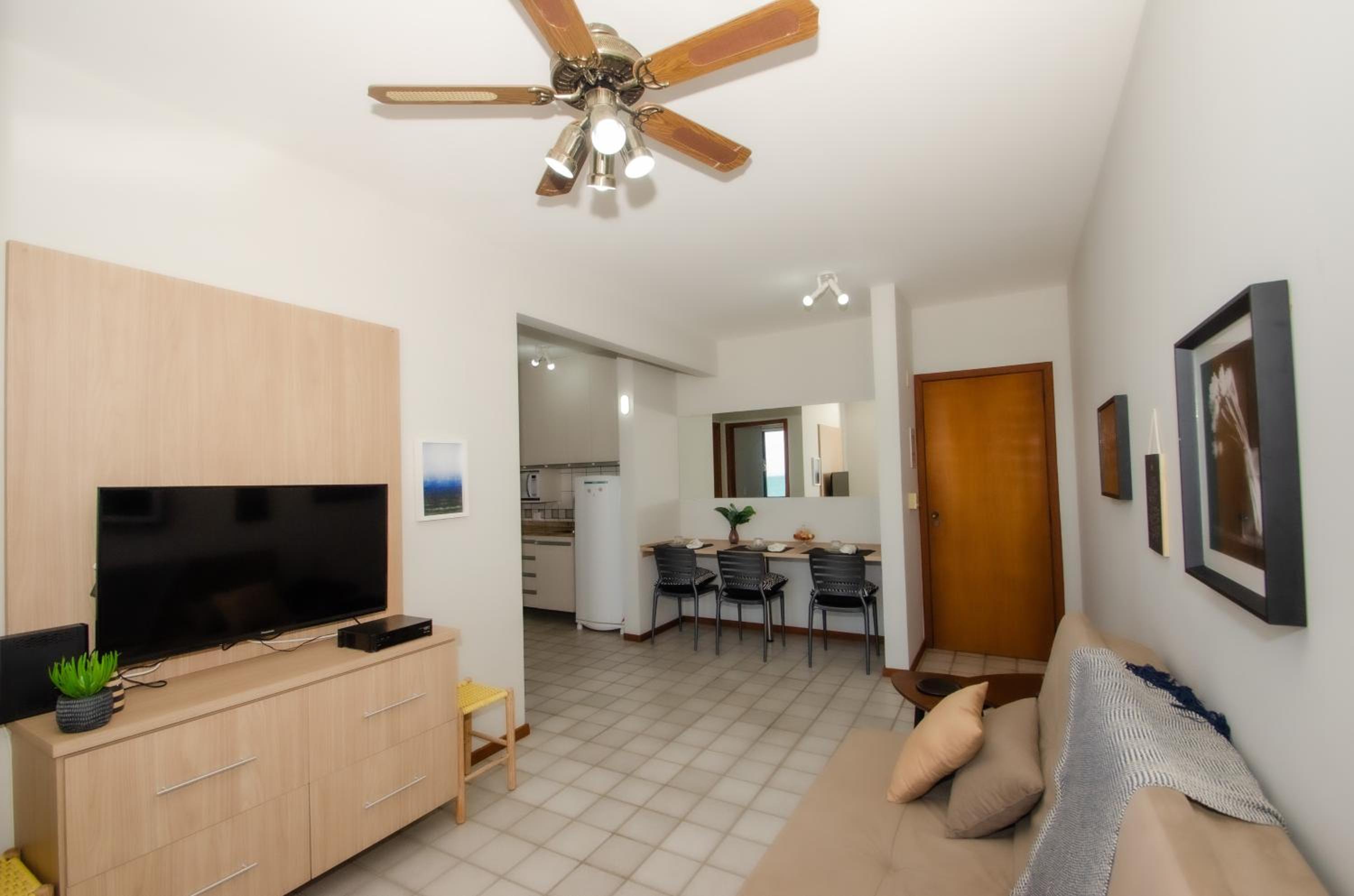 Apartamento frente mar em Canasvieiras N1177