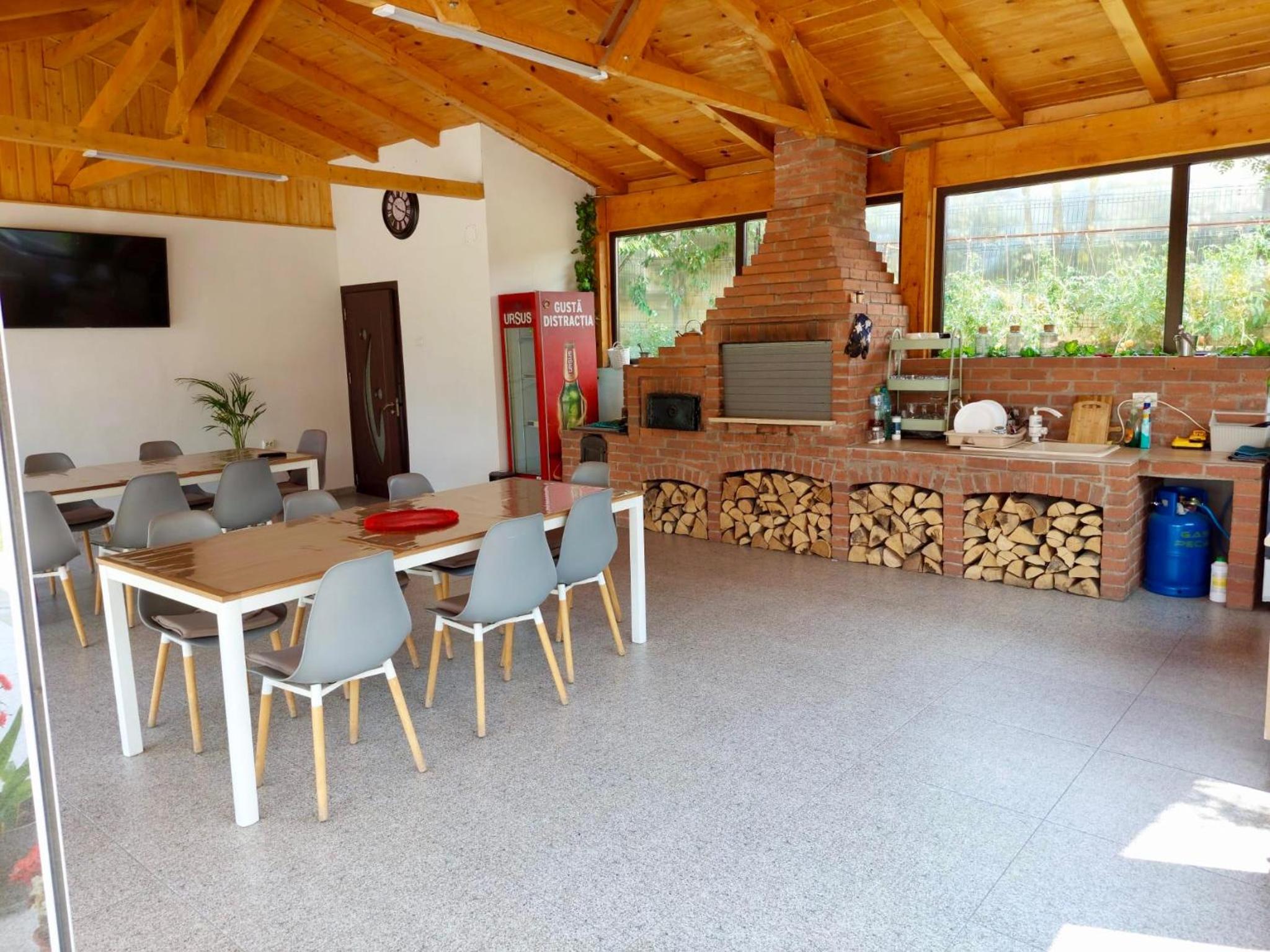 Prestige House Delux