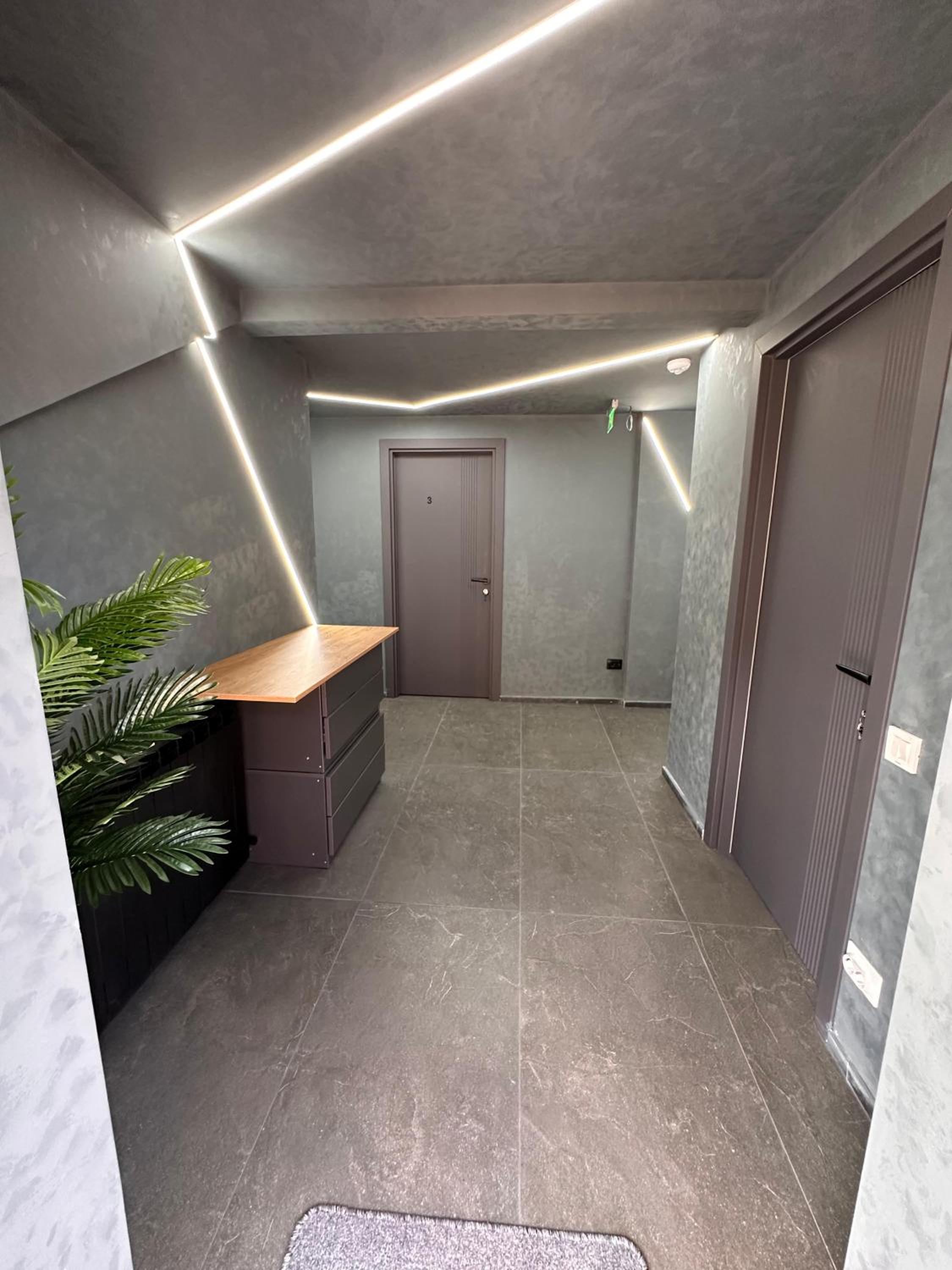 Prestige House Delux