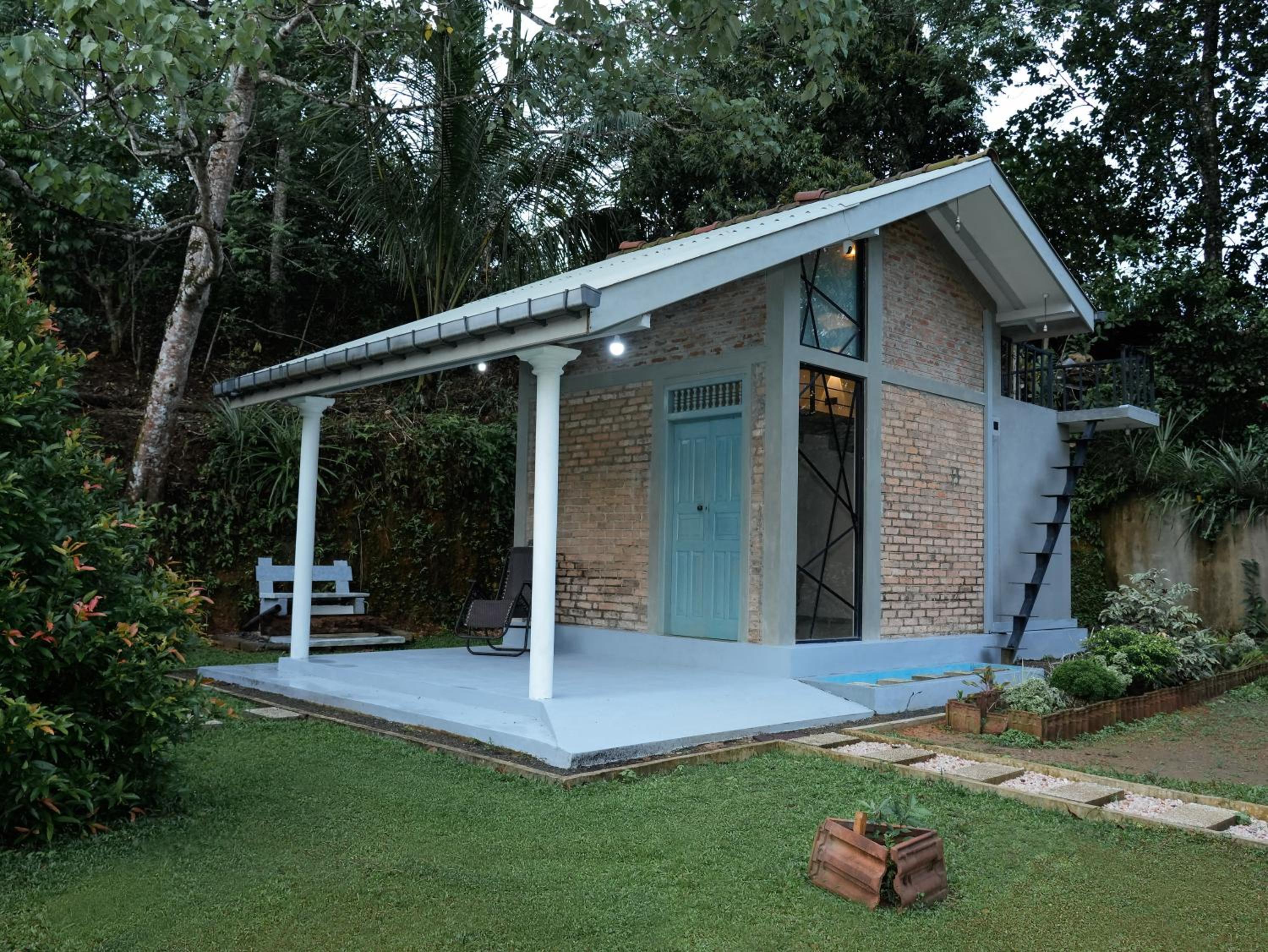 Lush EcoScape Galle