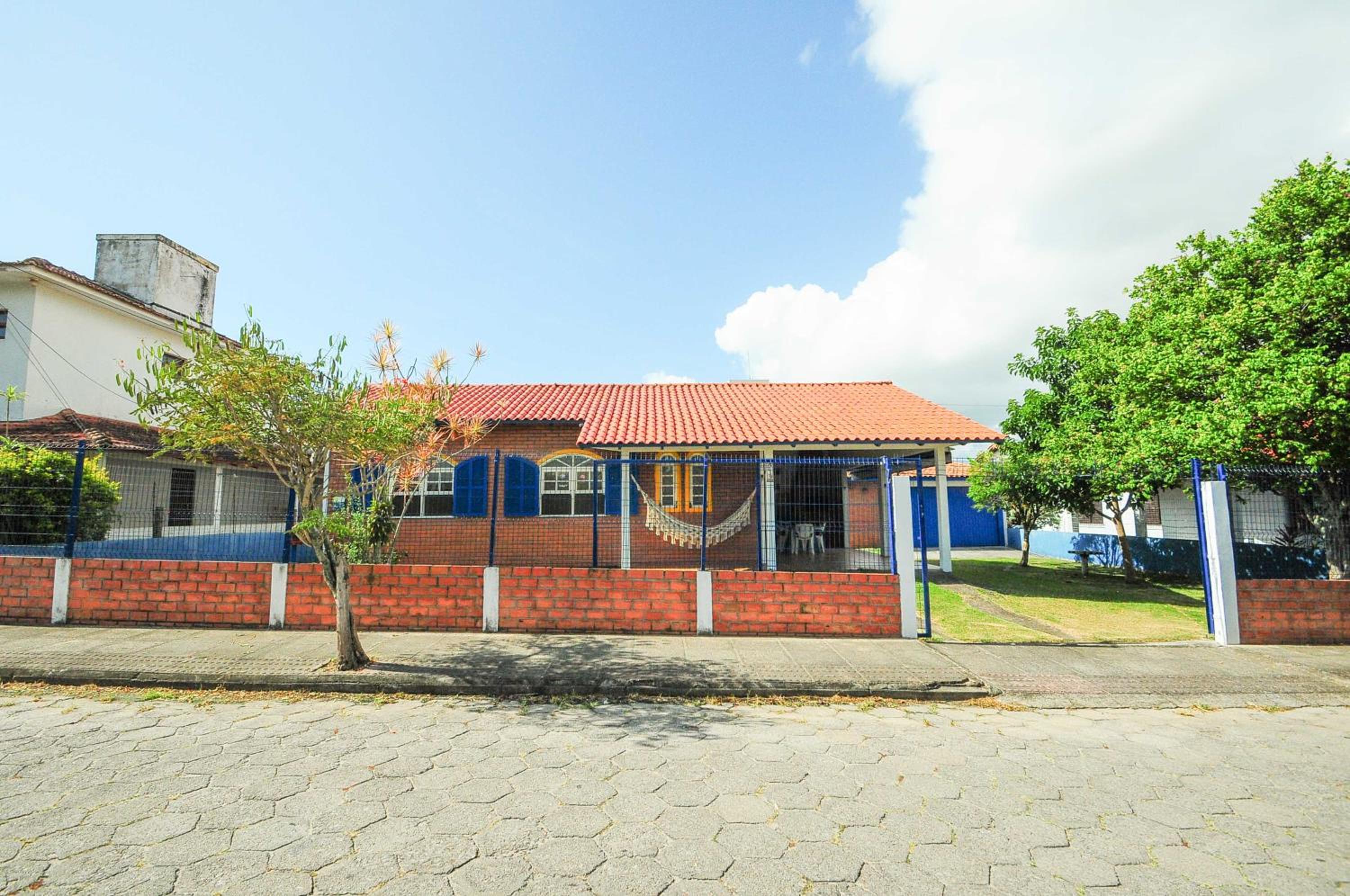 Casa Praiana a 5 min do mar nos Ingleses N1903