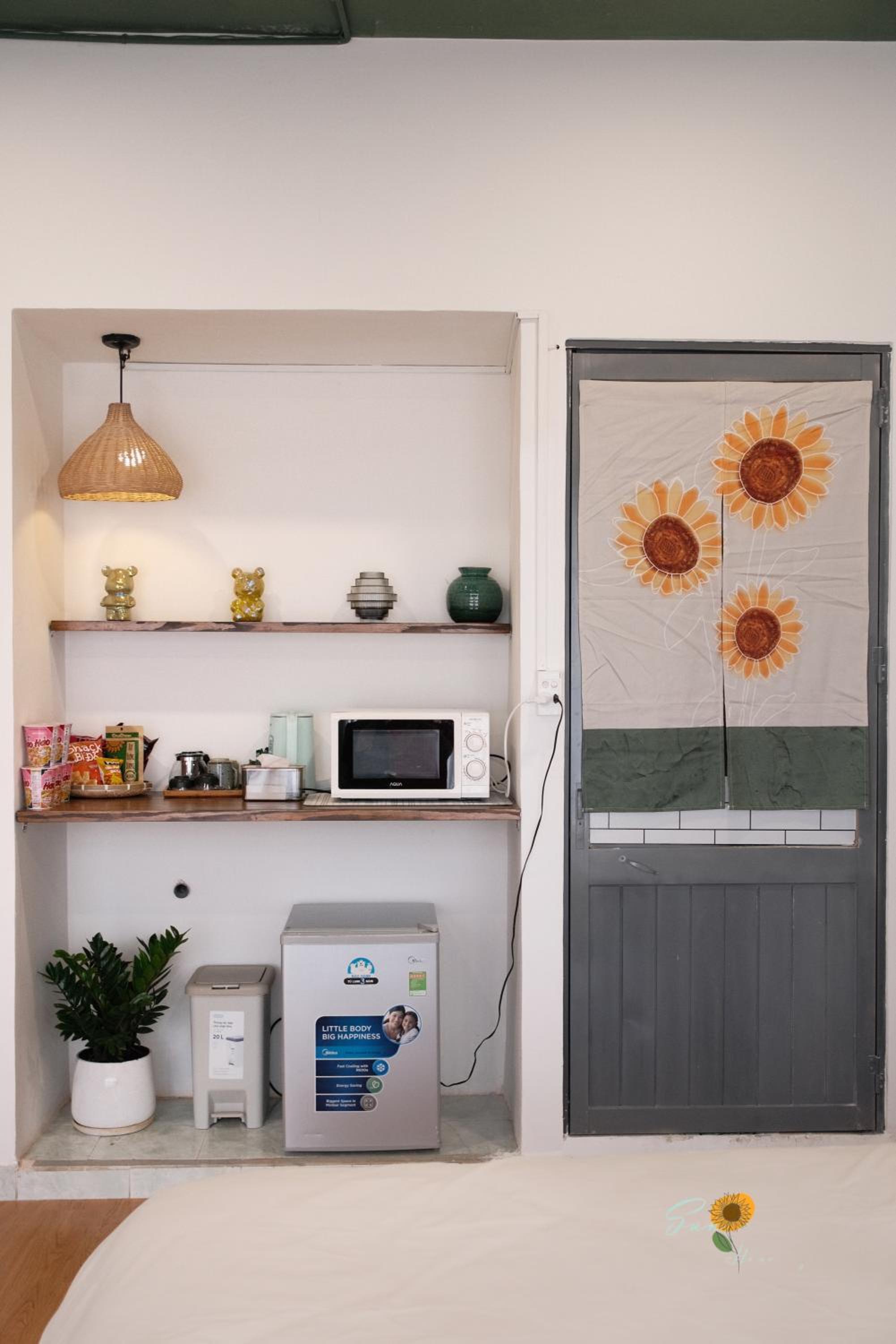 Sunflowerhome-Balcony-District1-BenThanh Market
