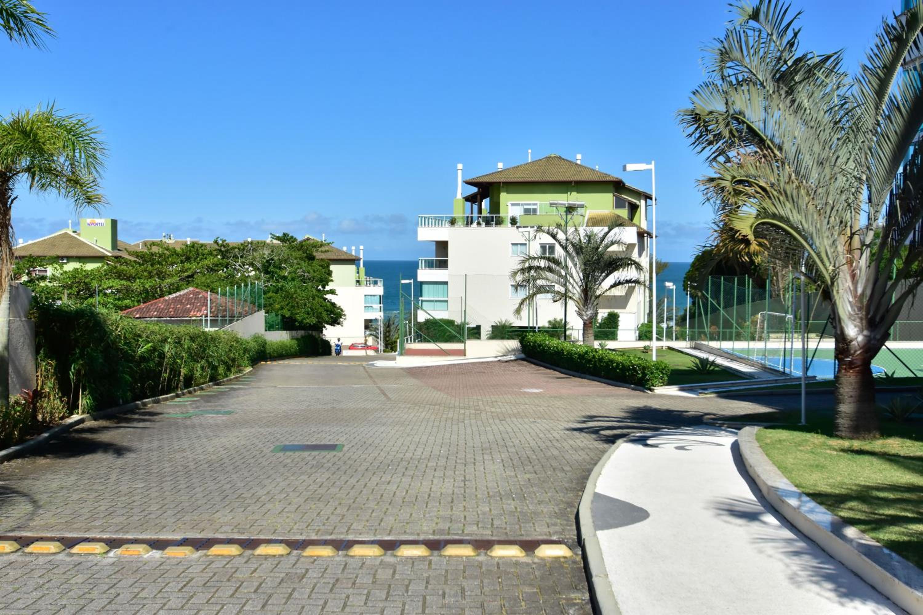 Apartamento frente mar na Praia do Santinho N880