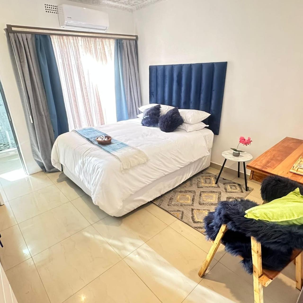 Lifegate Guest House