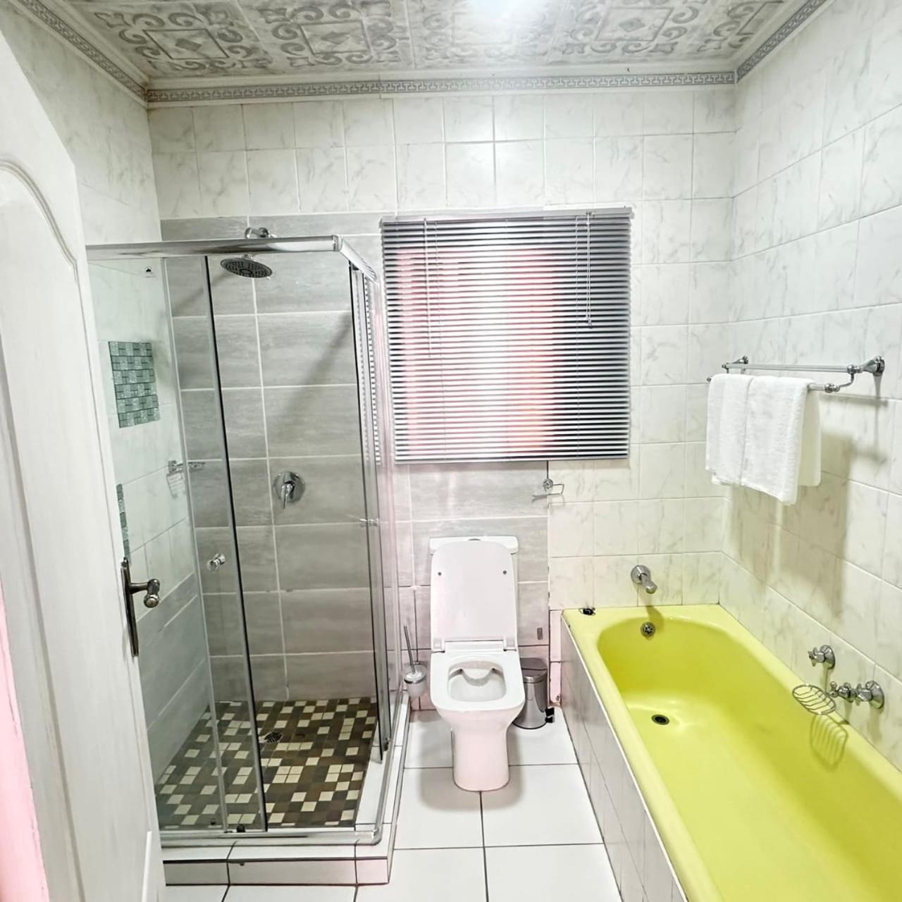 Lifegate Guest House
