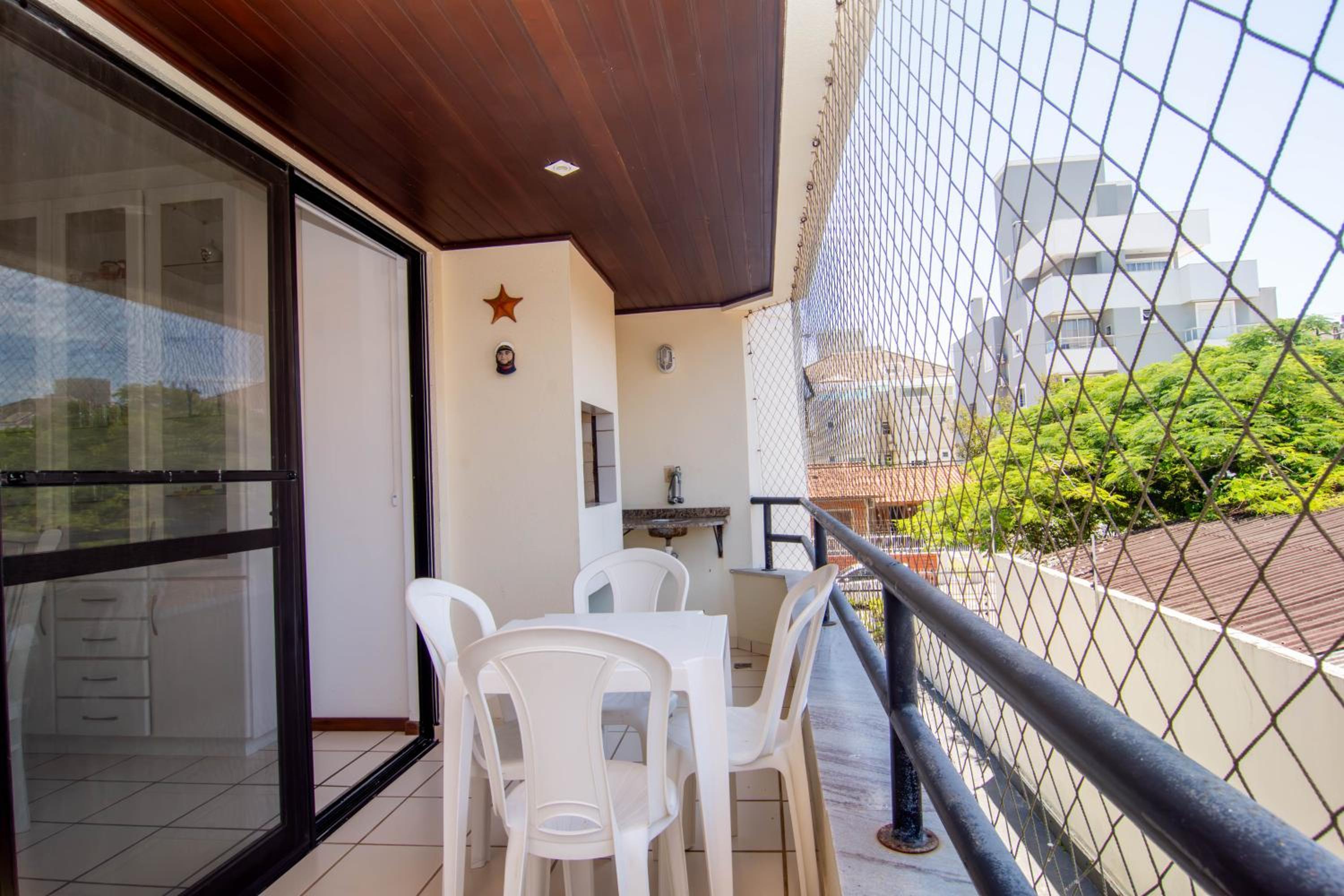 250m da Praia na Rua dos Lordes, Ingleses NU2551