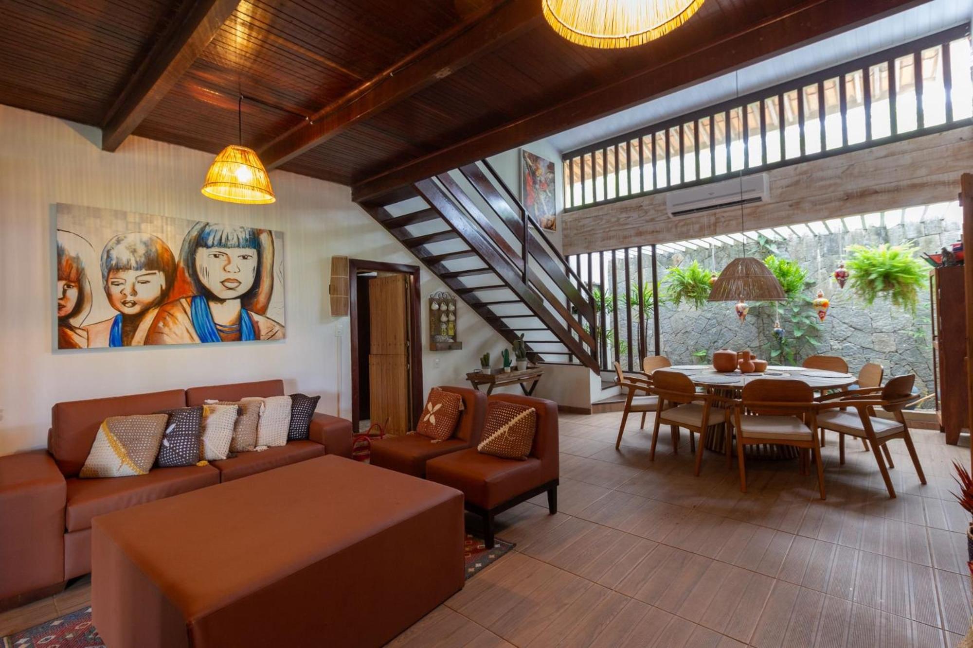 Qavi - Casa Santorini com acesso à praia.
