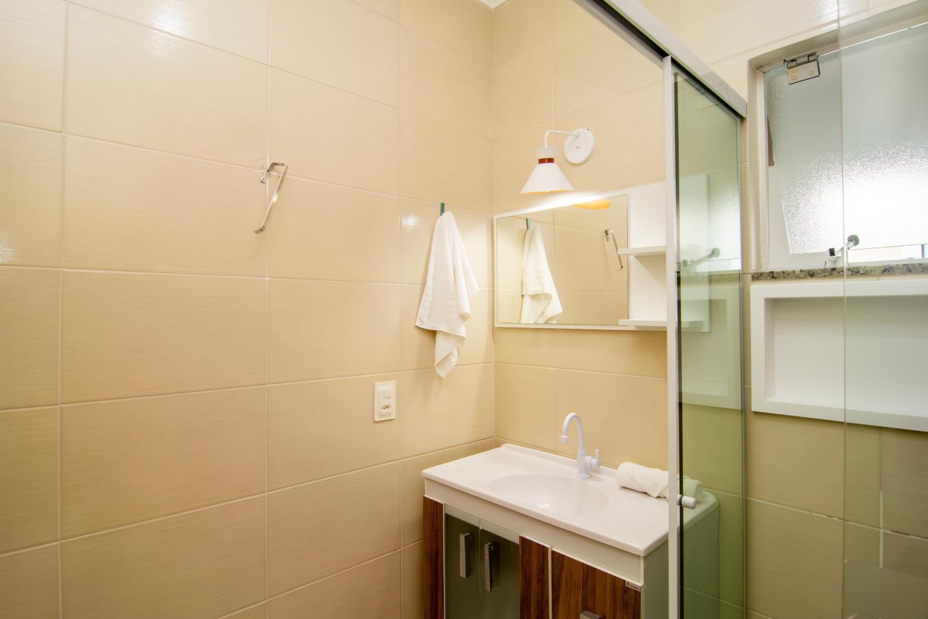 Charme e Conforto nos Ingleses QZ7547