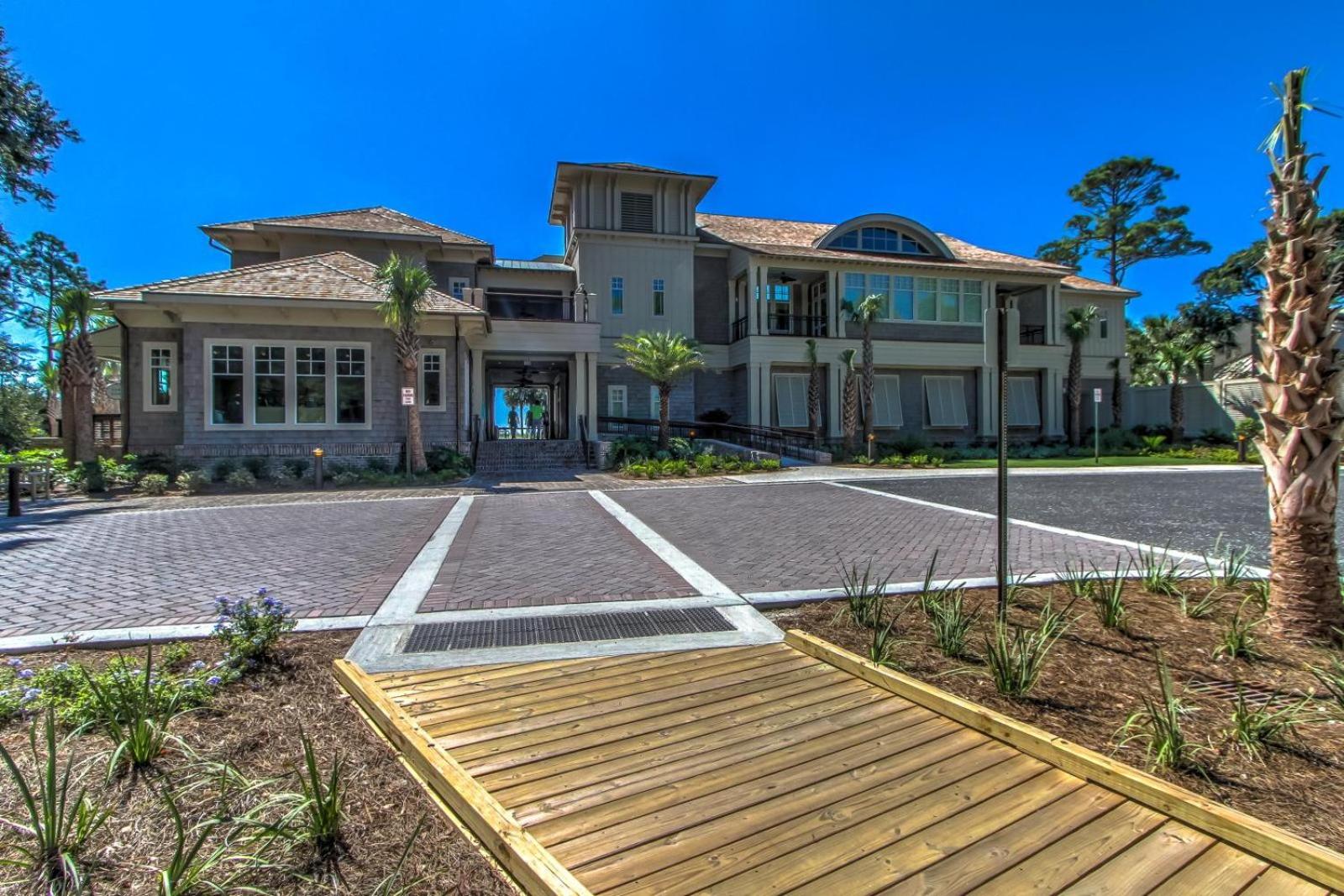 2311 Racquet Club Villas