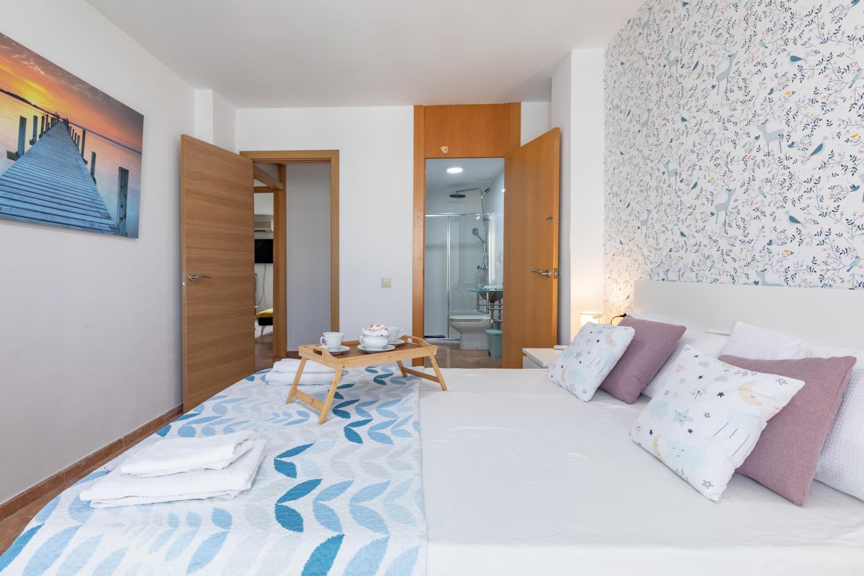Aparthotel Mediterráneo by NeoHotels-Centro 8 min by Metro
