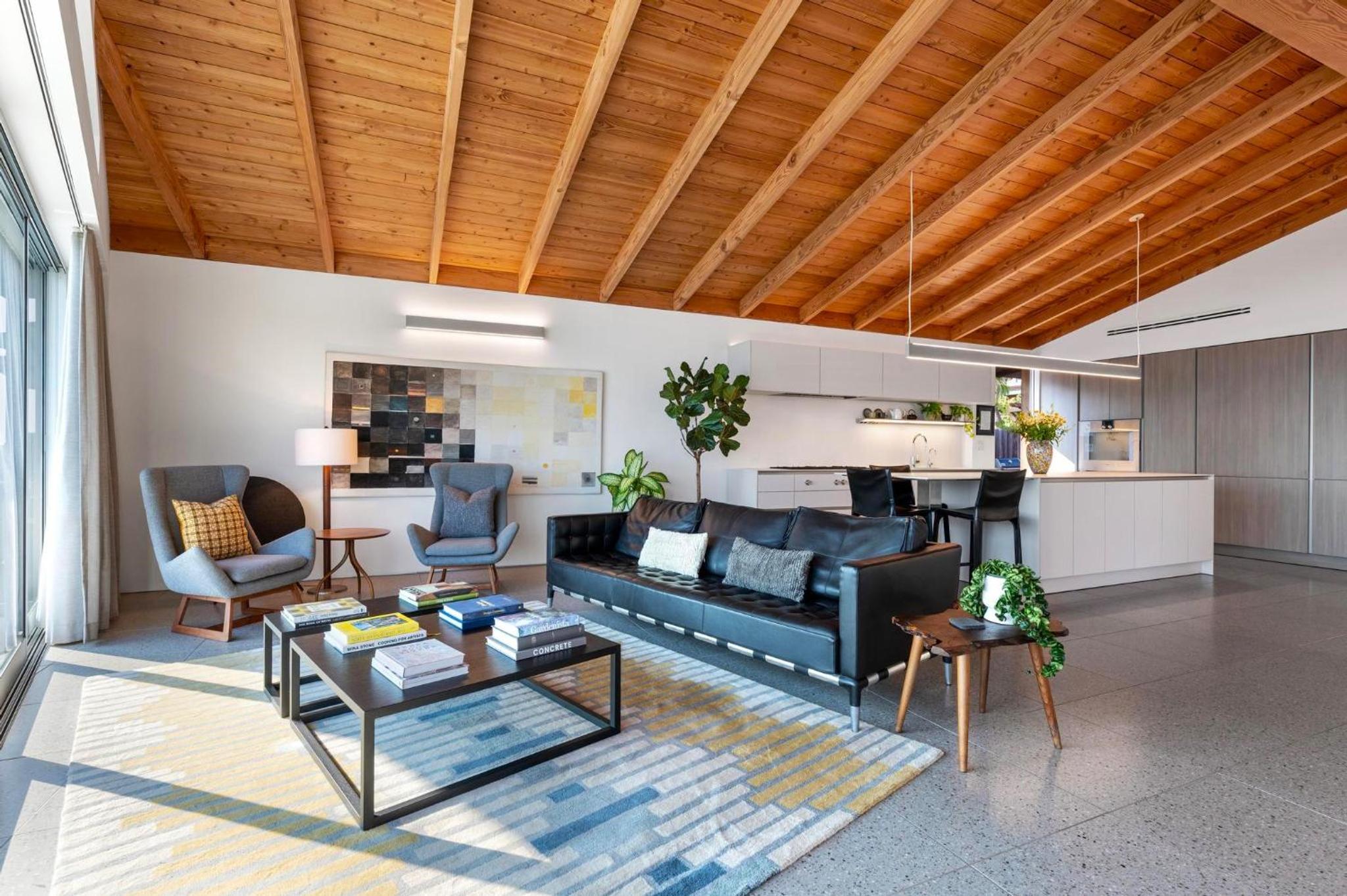 B5407 Beachfront Modern view 2