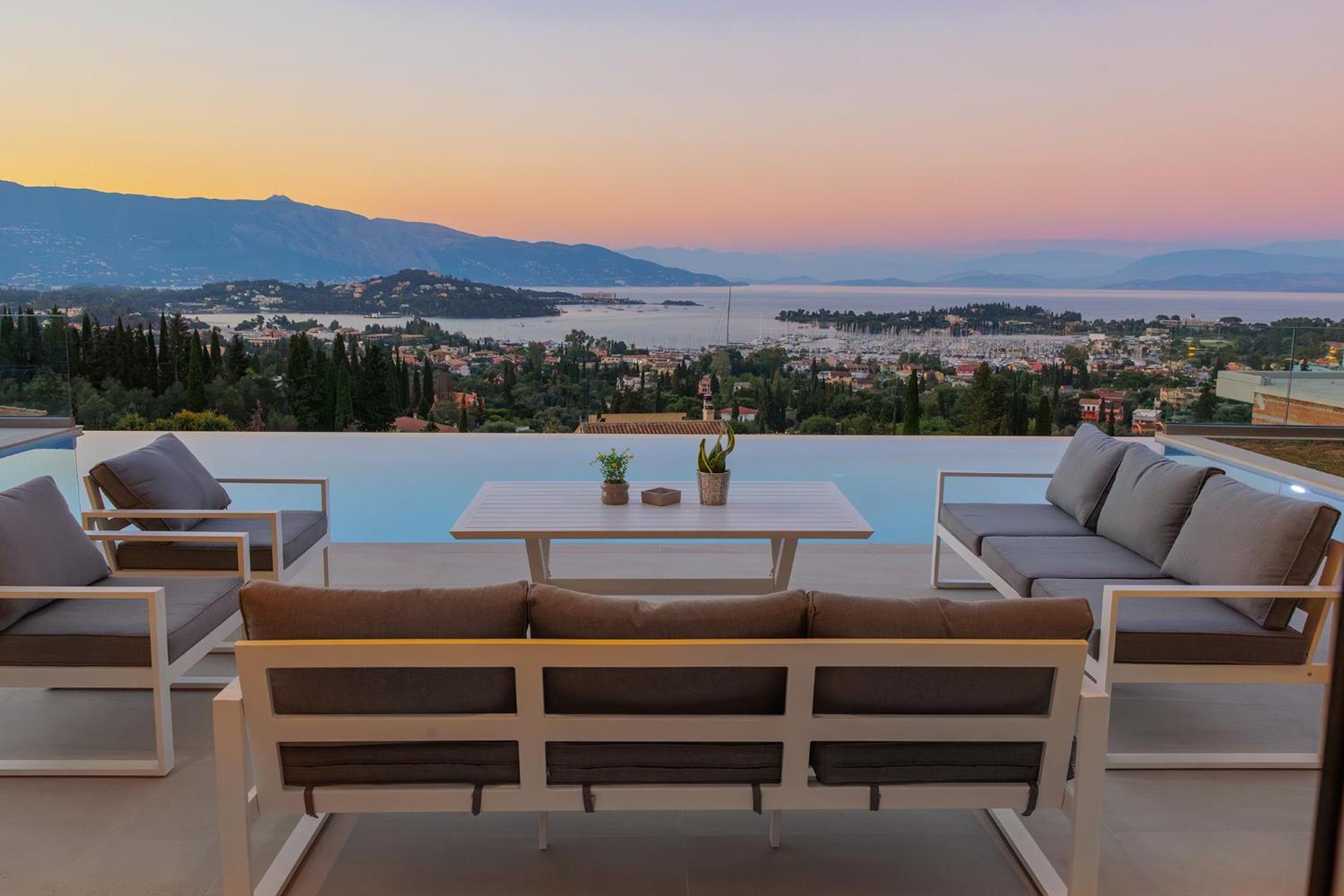 Villa Antonis