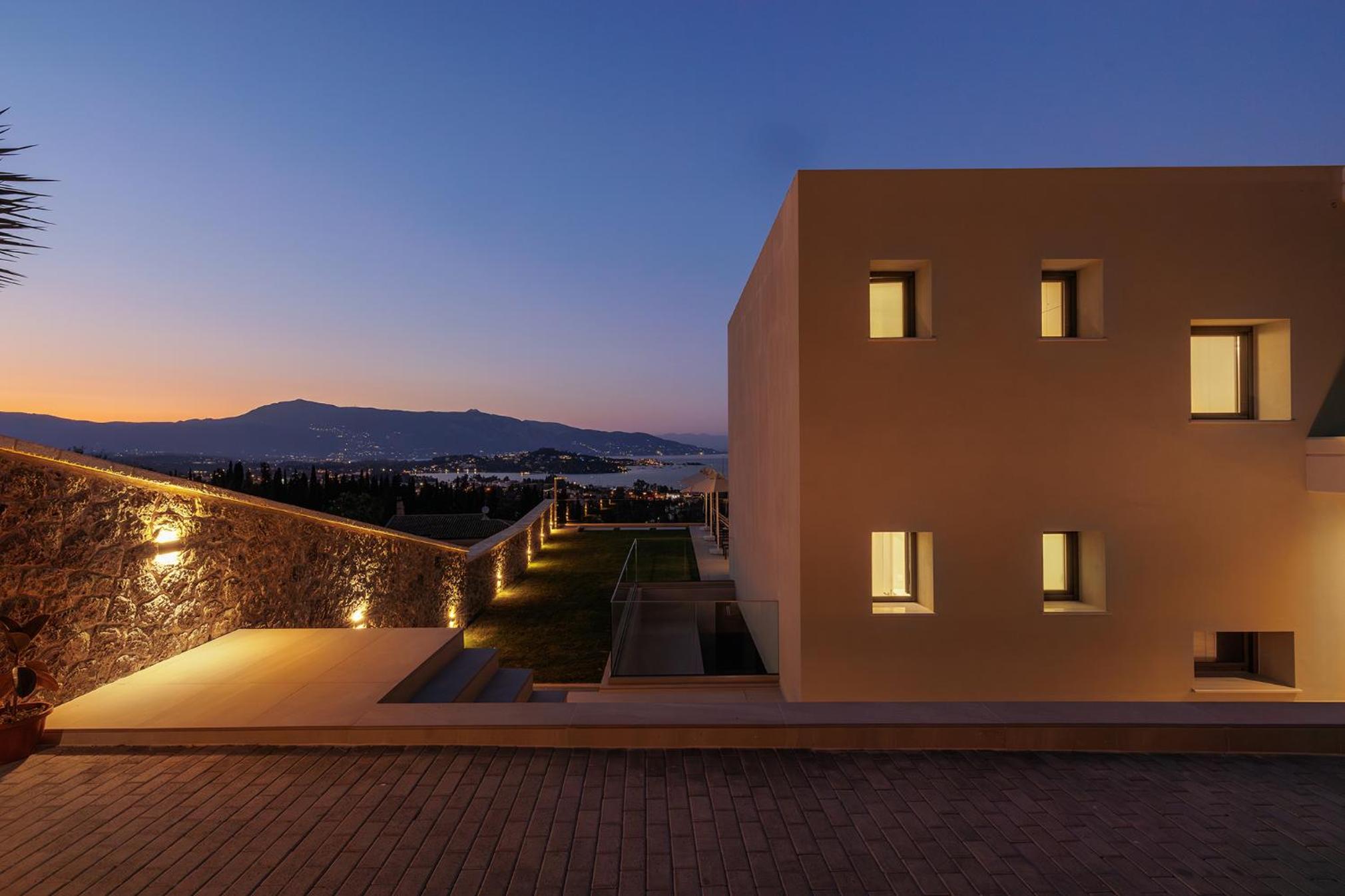 Villa Antonis