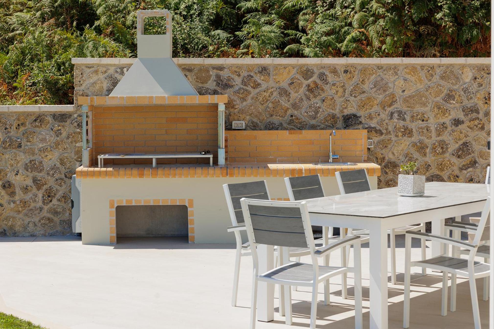 Villa Antonis