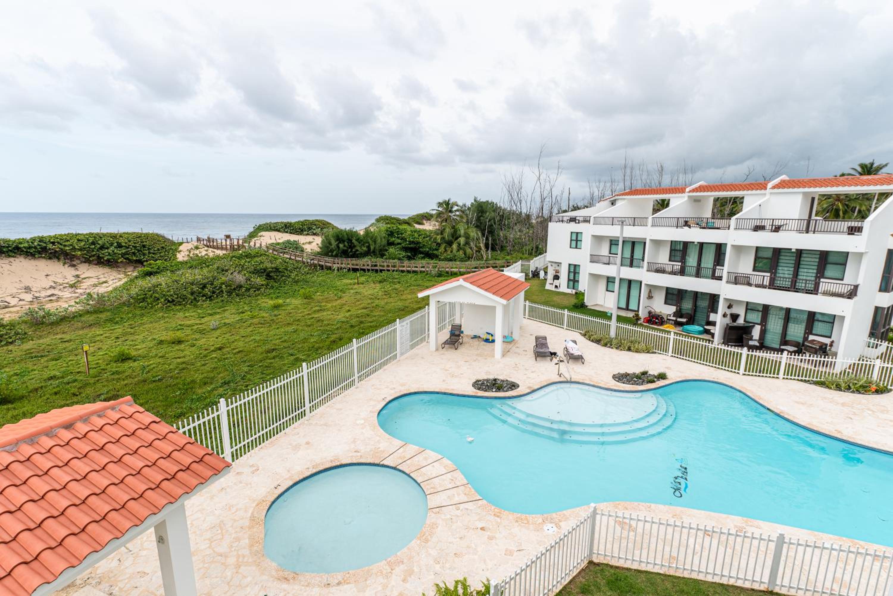 3 Bedroom Oceanfront BeachHouse view 3
