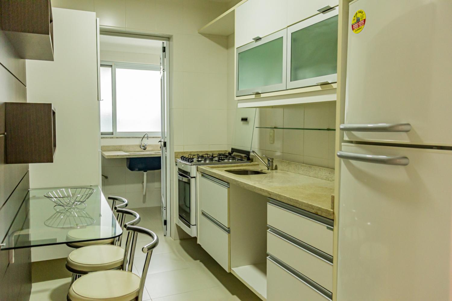 Apto Fino 3 suítes, Av. dos Dourados, Jurerê JUR15
